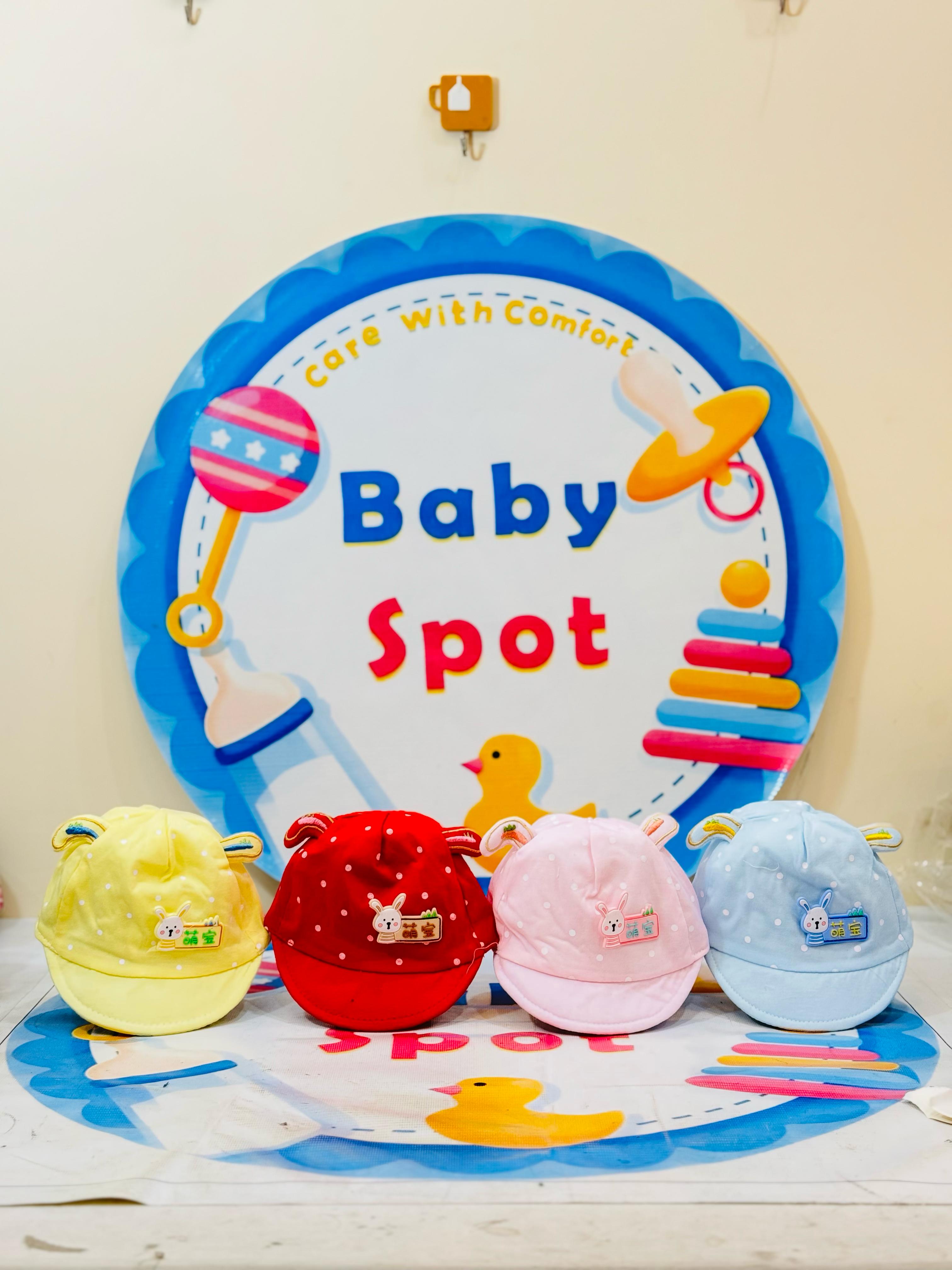 👶 Baby P-Cap Style Cotton Caps – Summer Essentials! ☀️
🔸 Trendy P-Cap Design – Stylish and practical caps to keep your baby cool and fashionable this summer.
🔸 Soft Cotton Material – Made with breathable, lightweight cotton, ensuring comfort for your baby's delicate skin.
🔸 Vibrant Color Options – Available in 4-5 beautiful colors to match any outfit.
🔸 Ideal Size – Perfect fit for babies aged 0-6 months, ensuring both comfort and style.
🔸 Sun Protection – Shields your baby's head from harsh sunl