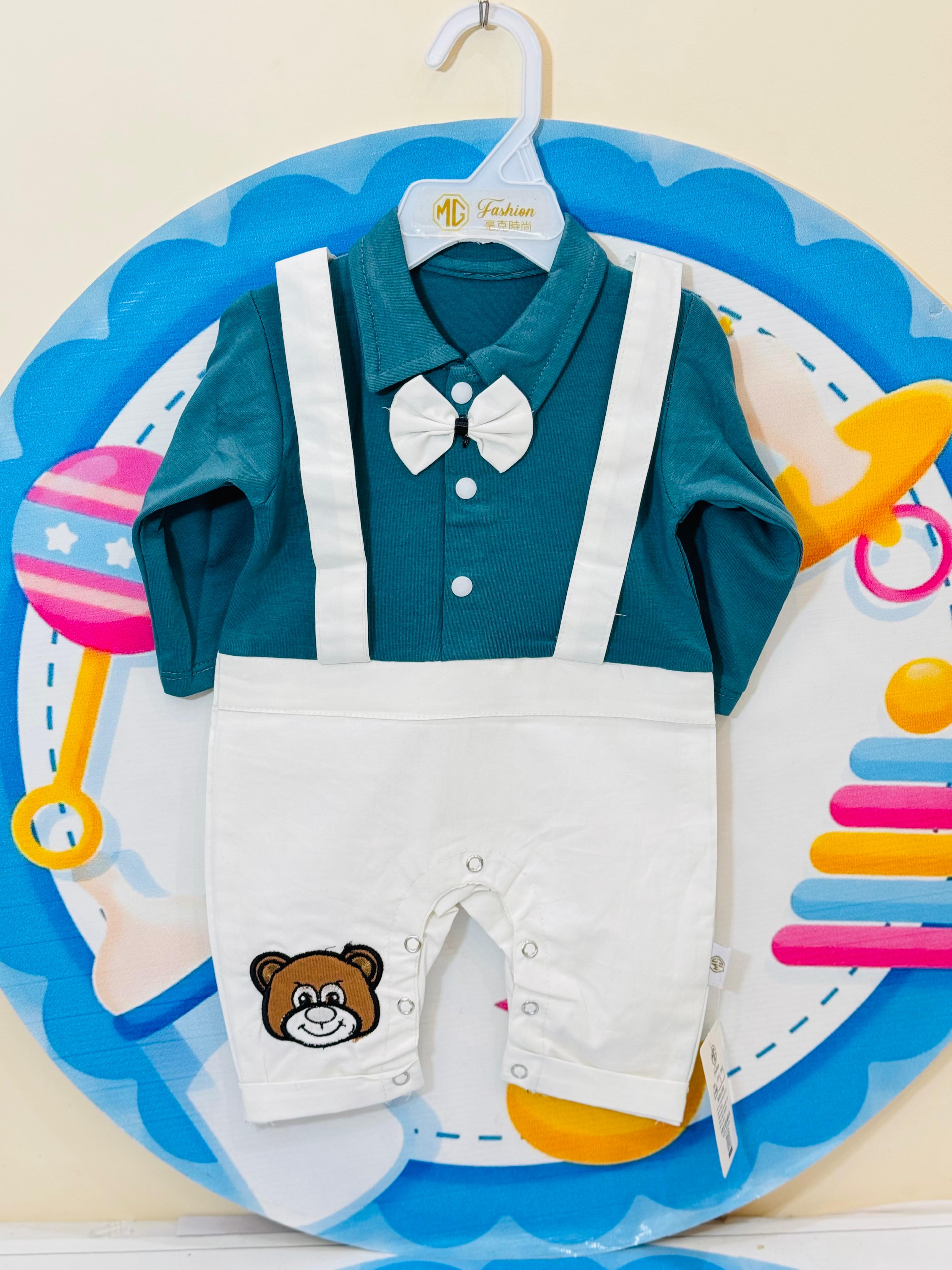 π€΅β¨ Premium Range Eid Collection β Boys Gentleman Tuxedo Rompers β¨π€΅
Dress your little prince like a true gentleman with our stylish tuxedo rompers collection β perfect for Eid and special occasions! πΆβ€οΈ
π Product Features:
βοΈ Premium Quality Fabric: Soft, breathable, and comfortable for delicate skin.
βοΈ Charming Gentleman Style: Classic tuxedo design with stylish details.
βοΈ Size Range: Available in 0-3, 3-6 months.
βοΈ Perfect for Eid: Elegant outfit for festive and formal gatherings.
βοΈ Affordable P