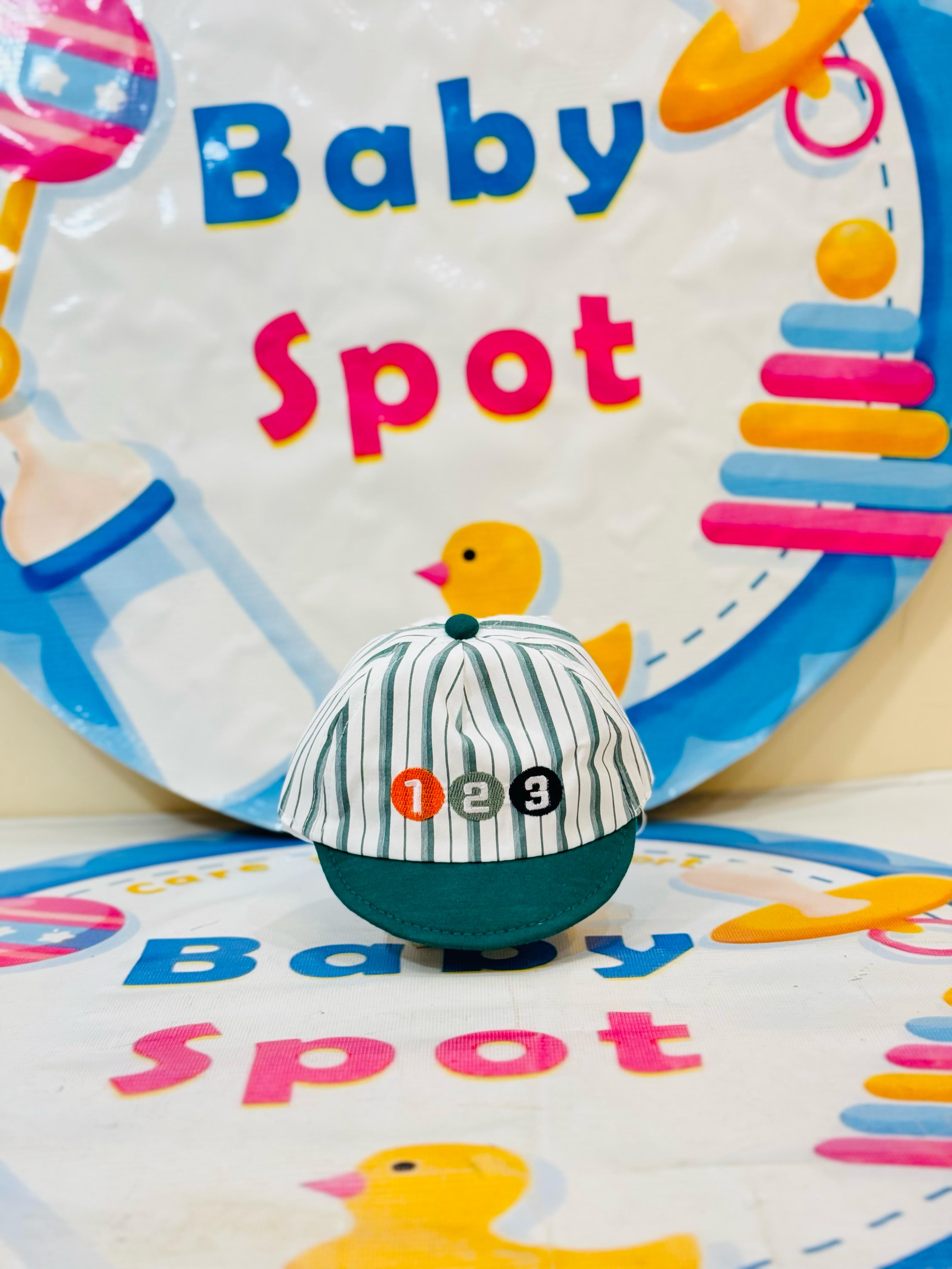 š¶ Baby P-Cap Style Cotton Caps ā Summer Essentials! āļø
šø Trendy P-Cap Design ā Stylish and practical caps to keep your baby cool and fashionable this summer.
šø Soft Cotton Material ā Made with breathable, lightweight cotton, ensuring comfort for your baby's delicate skin.
šø Vibrant Color Options ā Available in 4-5 beautiful colors to match any outfit.
šø Ideal Size ā Perfect fit for babies aged 0-6 months, ensuring both comfort and style.
šø Sun Protection ā Shields your baby's head from harsh sunl