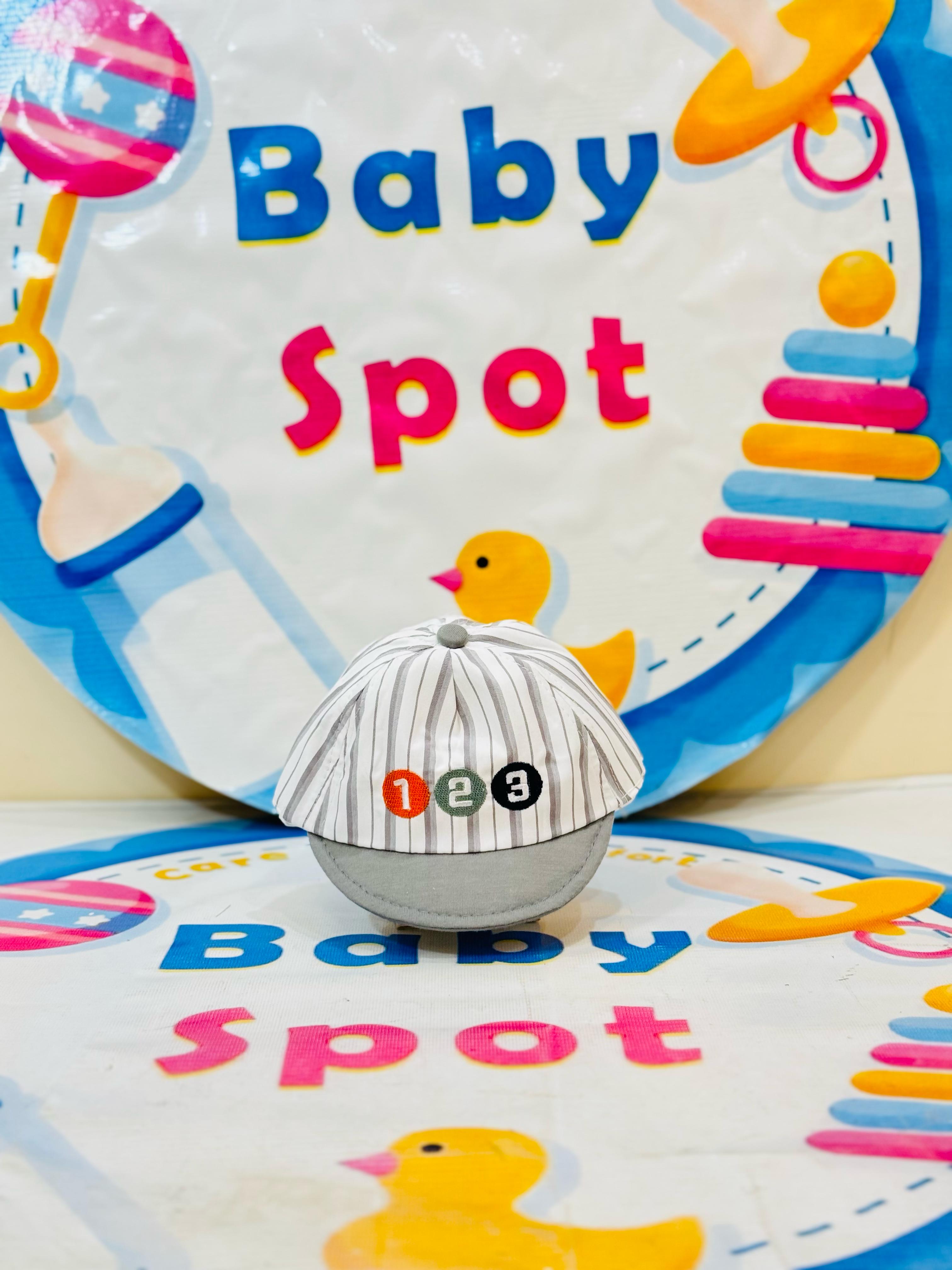 š¶ Baby P-Cap Style Cotton Caps ā Summer Essentials! āļø
šø Trendy P-Cap Design ā Stylish and practical caps to keep your baby cool and fashionable this summer.
šø Soft Cotton Material ā Made with breathable, lightweight cotton, ensuring comfort for your baby's delicate skin.
šø Vibrant Color Options ā Available in 4-5 beautiful colors to match any outfit.
šø Ideal Size ā Perfect fit for babies aged 0-6 months, ensuring both comfort and style.
šø Sun Protection ā Shields your baby's head from harsh sunl