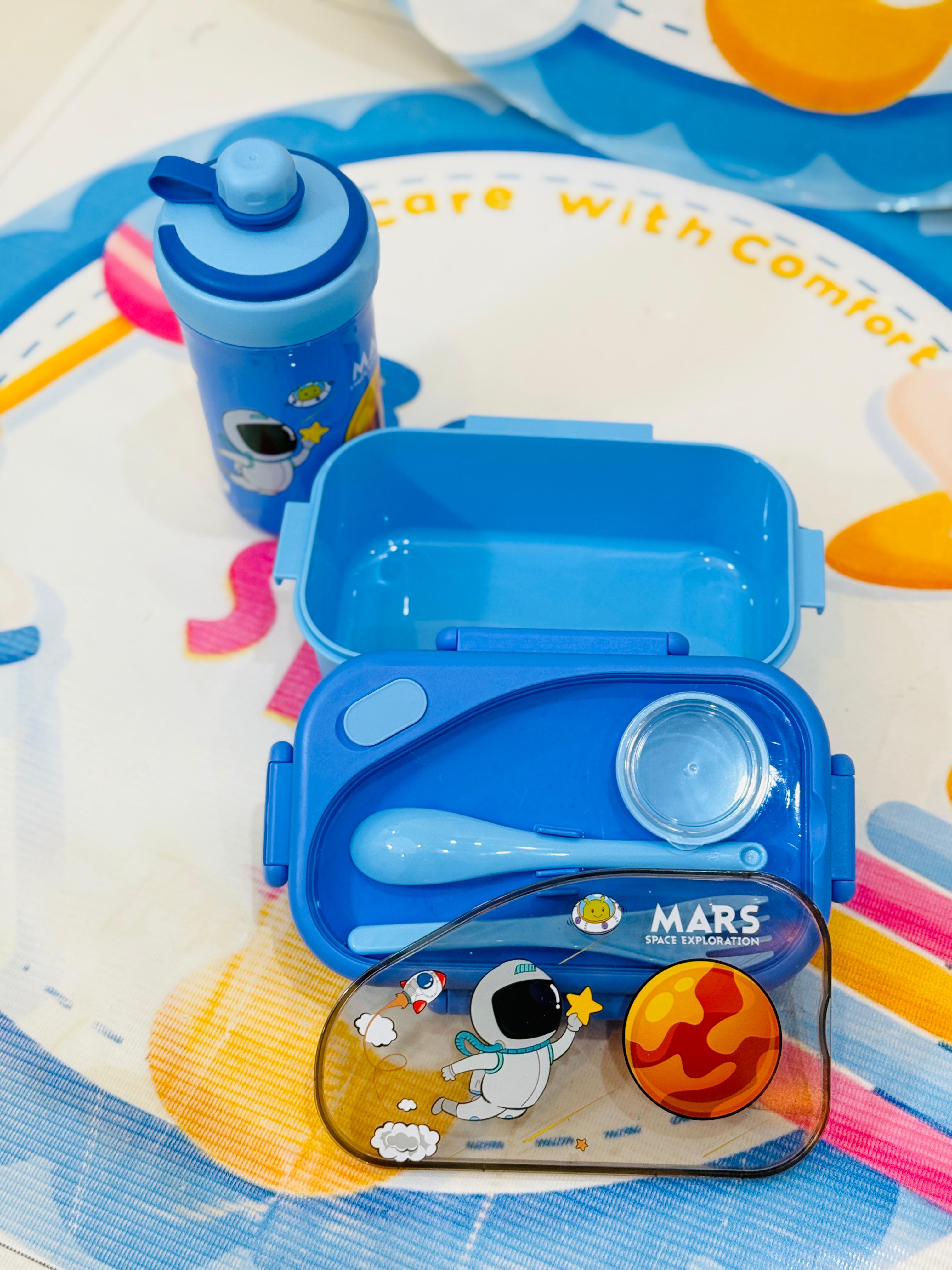 - Introducing our Kids Lunch Box + Water Bottle Combo β the perfect duo for school lunches! π₯ͺπΌ
- Available in beautiful designs and vibrant colors that your kids will love! π
- Leak-proof and durable, ensuring freshness and no spills during their school day.
- Easy to carry and lightweight, making it ideal for little hands. β¨
- Made with safe, BPA-free materials to keep your child healthy.
- Perfect for on-the-go meals β keeps food fresh and water cool for hours.
- Best combo deal for your little o