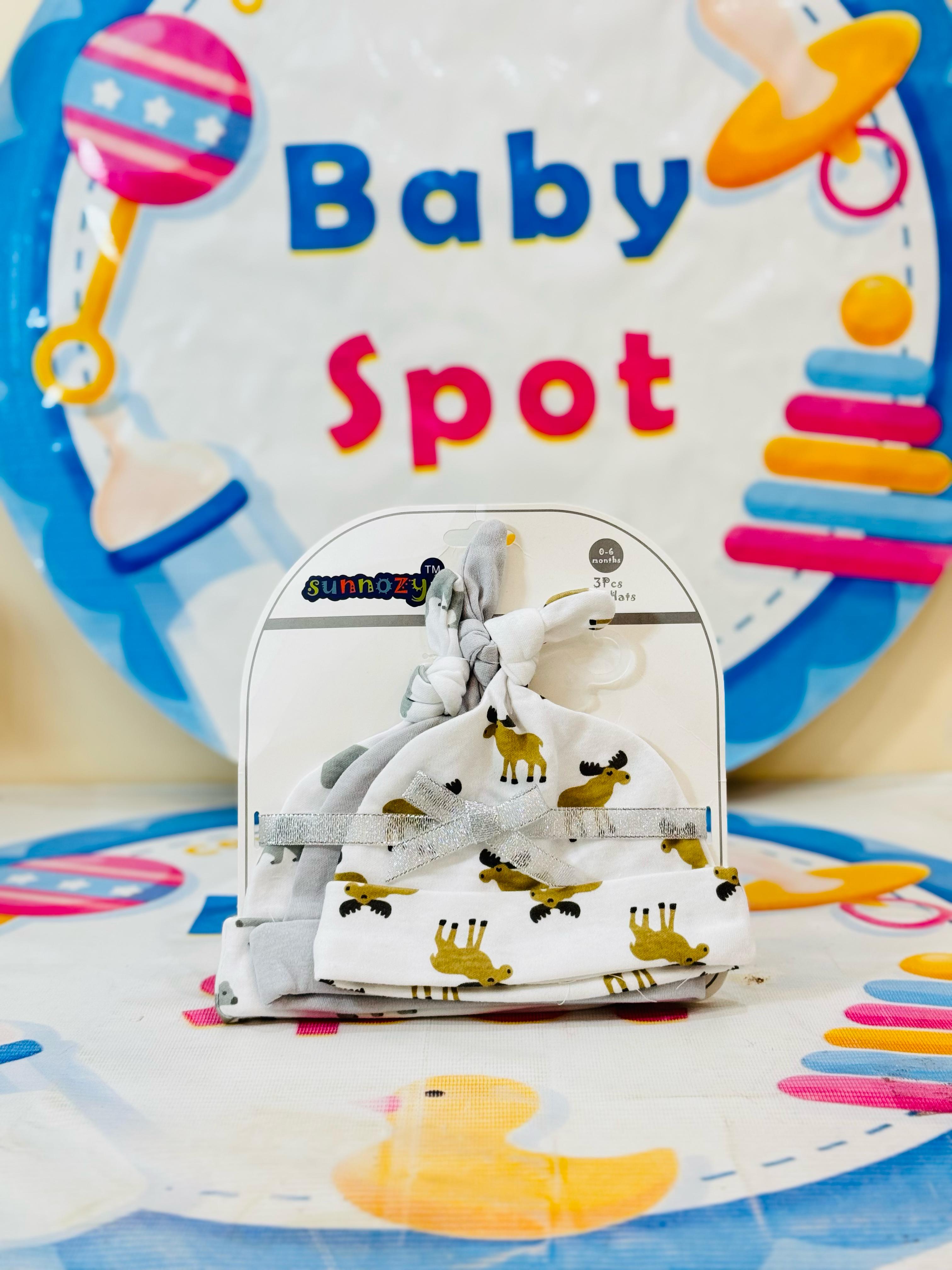 š¶ Premium Branded Baby Knotted Caps ā Pack of 3! š
Keep your newborn cozy and stylish with our premium range branded baby knotted caps collection. Perfect for delicate little heads, these caps combine comfort and charm.
Product Details:
šø Pack of 3 Knotted Caps ā Stylish designs in one bundle for everyday wear.
šø Soft & Gentle Fabric ā Made from premium, baby-friendly material for ultimate comfort.
šø Adjustable Knotted Style ā Easy to adjust for a snug and secure fit.
šø Adorable Designs ā Cute a