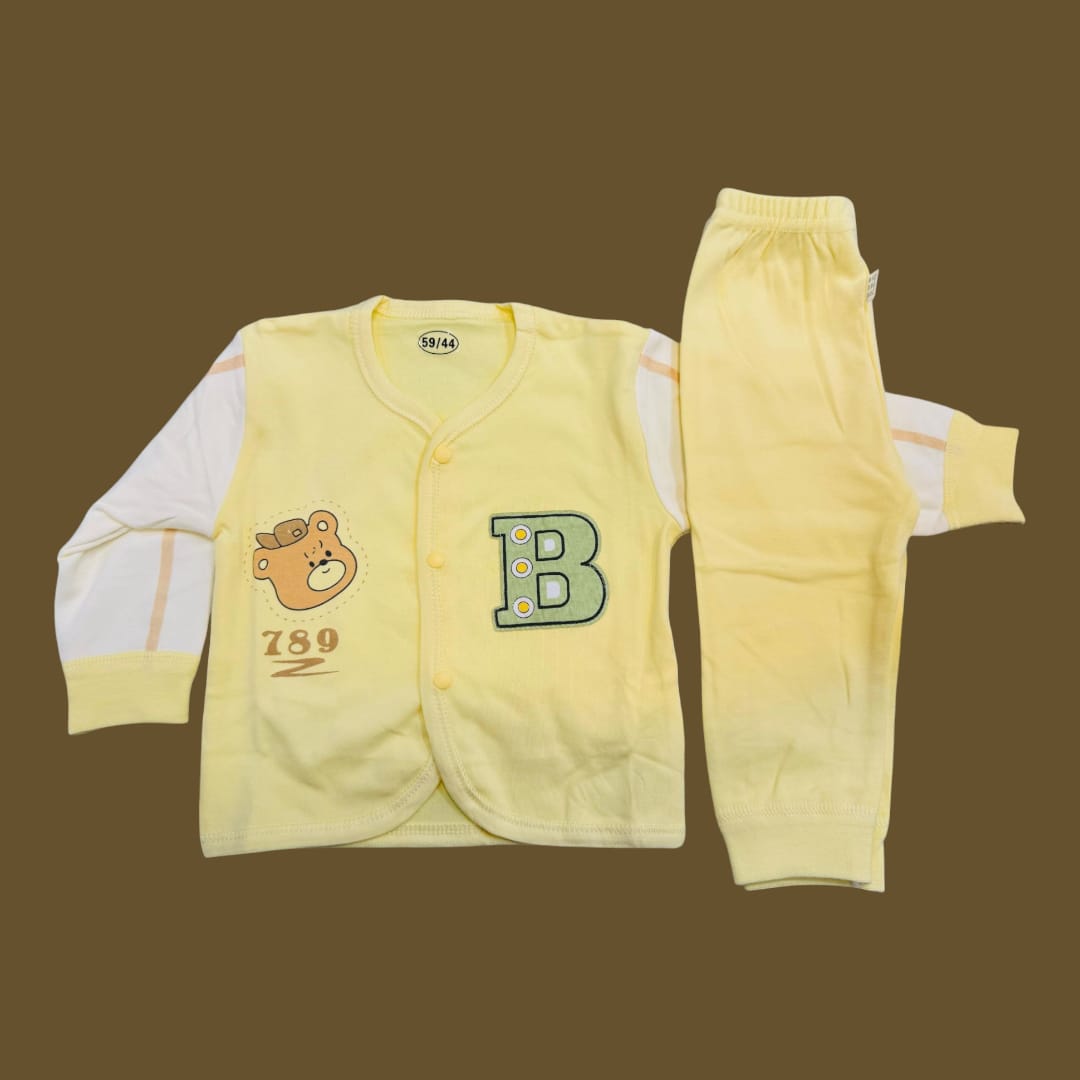 Imported Baby Pajama Suits Collection | Premium Blended Stuff
Comfy. Stylish. Adorable — just like your little one!
• Sizes: 0-3 months & 3-6 months
• Fabric: Soft blended material for all-day comfort
• Price: Just Rs. 1250
• Designs: Imported quality in cute, trendy prints
These baby pajama suits are perfect for newborn essentials, offering both comfort and fashion in one cozy package. Ideal for daily wear, sleep time, or baby outings.
Shop now from Pakistan's trusted baby clothing store for premium ne