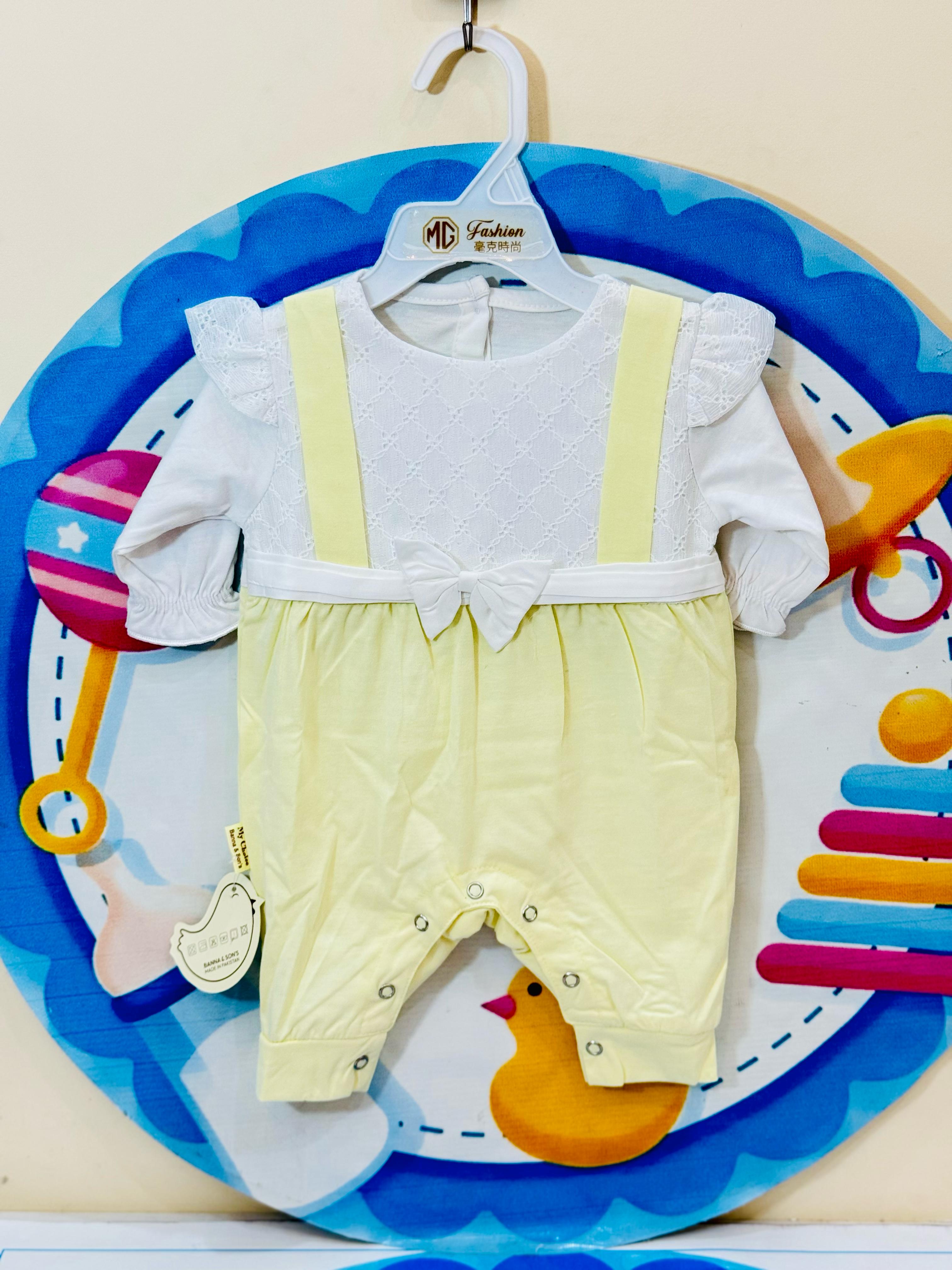 Imported Baby Rompers Collection β Premium Quality
Your babyβs comfort meets adorable sailor-style fashion!
β’ Sizes: 0-3 & 3-6 6-9 9-12 months
β’ Price: Rs. 1150 only
β’ Designs: Cute anchor prints with buttoned suspenders
β’ Fabric: Soft, breathable imported material β ideal for summer
These premium baby rompers are perfect for everyday wear or special outings. The overall style with collared shirt gives a charming look while ensuring maximum comfort for your newborn.
Order now from Pakistanβs favorite bab