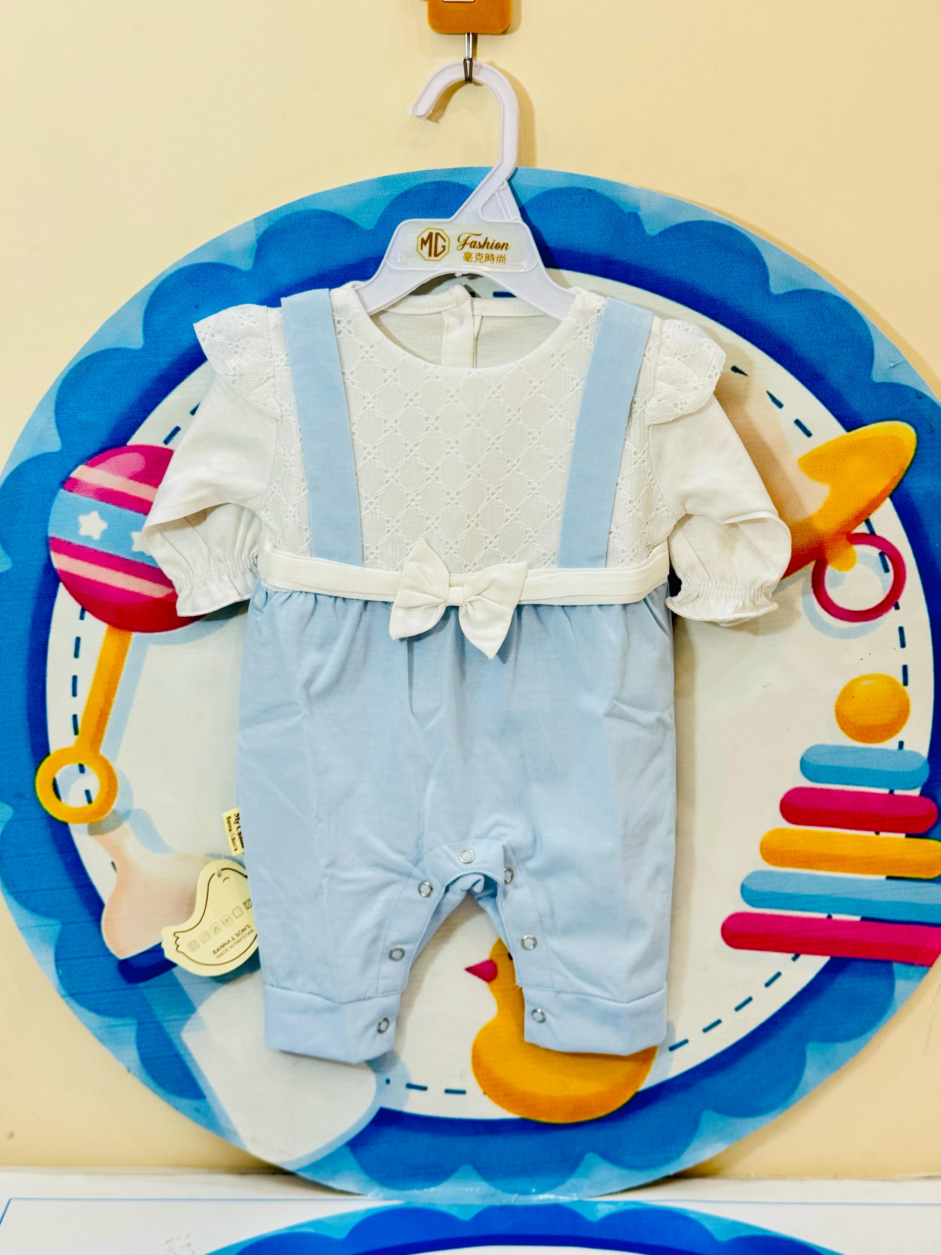 Imported Baby Rompers Collection – Premium Quality
Your baby’s comfort meets adorable sailor-style fashion!
• Sizes: 0-3 & 3-6 6-9 9-12 months
• Price: Rs. 1150 only
• Designs: Cute anchor prints with buttoned suspenders
• Fabric: Soft, breathable imported material – ideal for summer
These premium baby rompers are perfect for everyday wear or special outings. The overall style with collared shirt gives a charming look while ensuring maximum comfort for your newborn.
Order now from Pakistan’s favorite bab