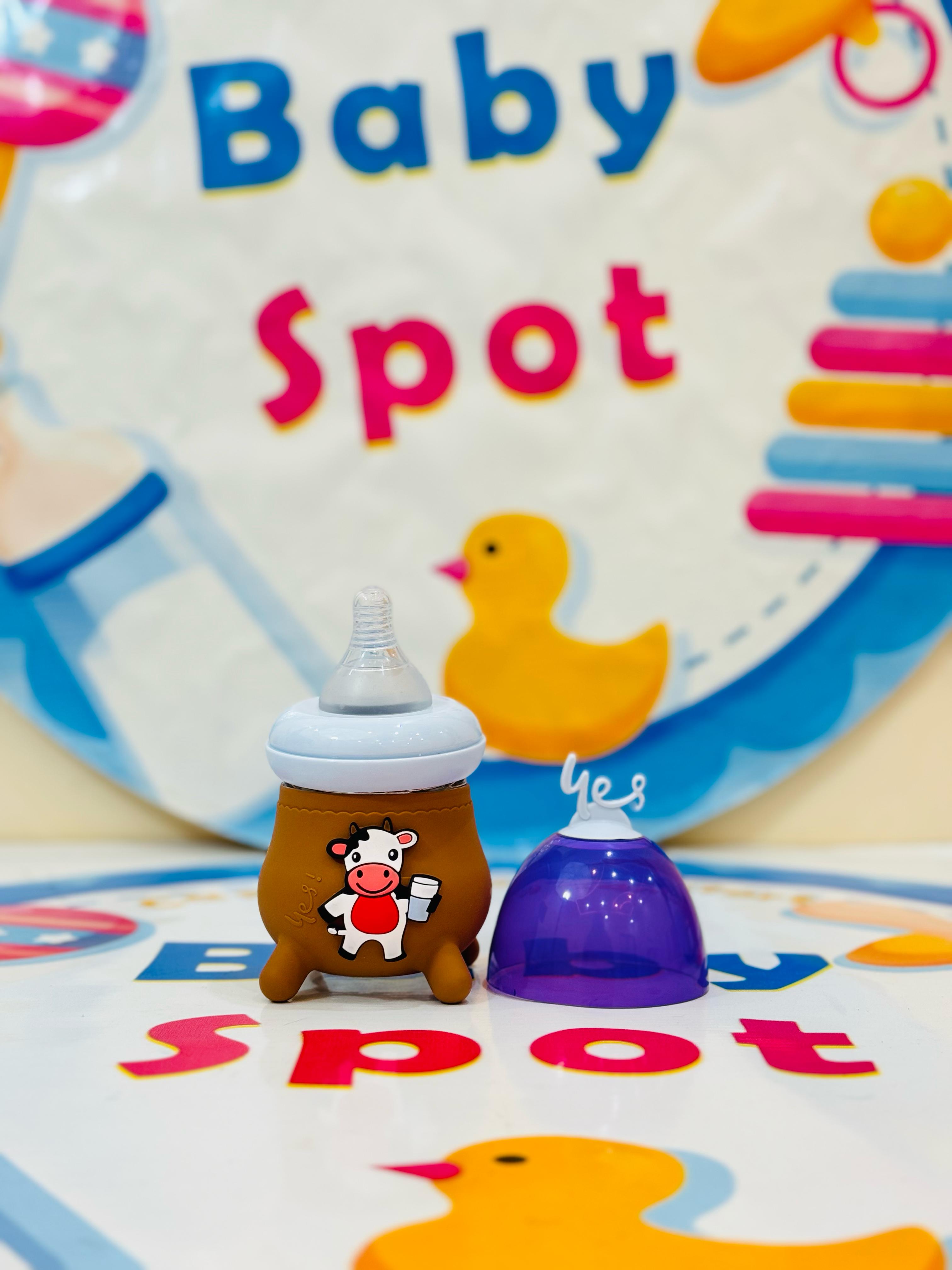 πΌβ¨ Premium Range Baby Glass Feeder Collection with Silicone Cover β¨πΌ
Ensure safe and comfortable feeding with our baby glass feeder β designed with a protective silicone cover for extra grip and safety! πΆπ
π Product Features:
βοΈ Premium Quality: Made from high-quality glass β BPA-free and safe for babies.
βοΈ Silicone Cover: Provides extra protection and a non-slip grip.
βοΈ Easy to Clean: Resistant to stains and odors β perfect for everyday use.
βοΈ Perfect Size: 120ml capacity β ideal for newborns an