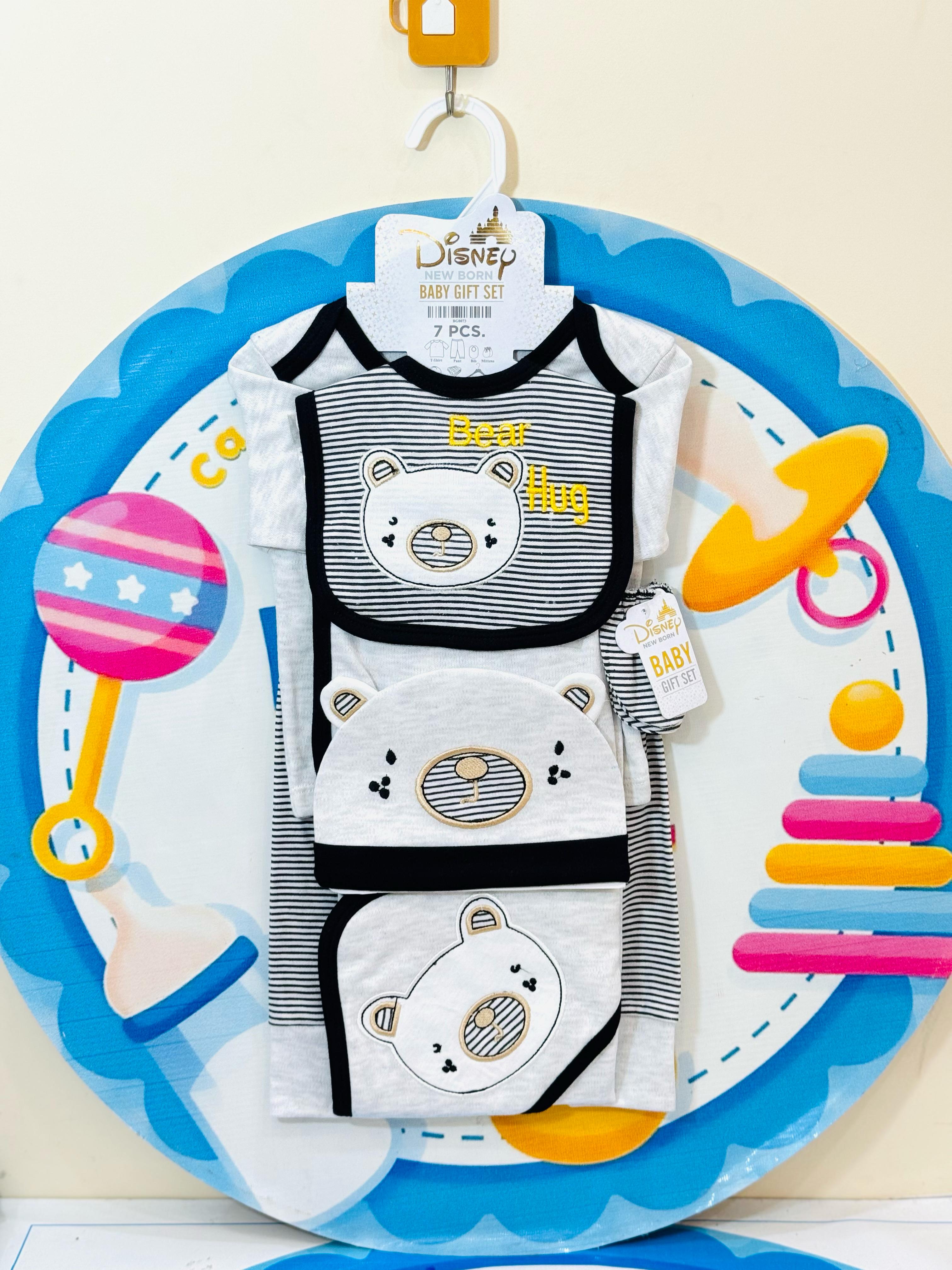 Branded Premium Baby 7-Piece Starter Set – A Must-Have for Your Little One!
Looking for the perfect starter set for your newborn? Our premium 7-piece baby set has everything your baby needs for comfort and warmth. Made from super soft, baby-friendly fabric, it’s designed to keep your little one cozy all day long. Plus, it makes a wonderful gift for new parents!
What’s Inside?
👕 Soft Shirt – Gentle on delicate skin
👖 Comfy Pajama – Perfect for little wiggles
🛏️ Cozy Wrapping Sheet – Keeps baby warm &