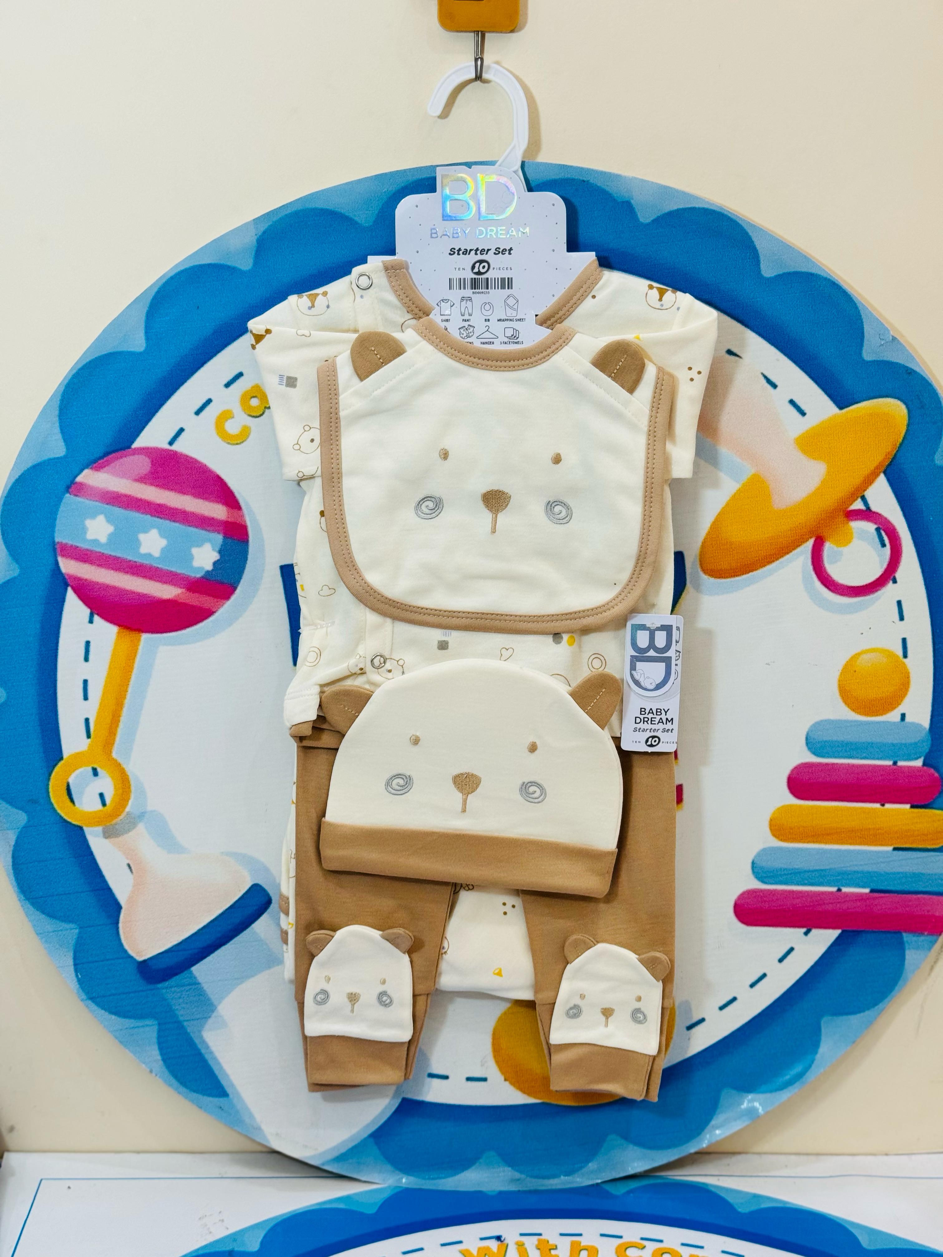 👶💙 Premium Baby 10 Pcs Starter Set – Complete First Day Essential! 💙👶
Welcome your newborn with style and comfort! Our 10 pcs premium baby starter set is designed for delicate newborn skin and packed with all the essentials new parents need.
🎁 Set Includes:
✅ 1 Shirt + 1 Trouser
✅ 1 Wrapping Sheet
✅ 1 Bib + 1 Cap + 1 Pair Mittens
✅ 3 Face Towels
💸 Price: Rs. 2350 only
👶 Size: 0-3 months
🌟 Imported quality, soft cotton blend
🌟 Adorable prints for baby boys, girls & unisex
🌟 Perfect for gifting, h