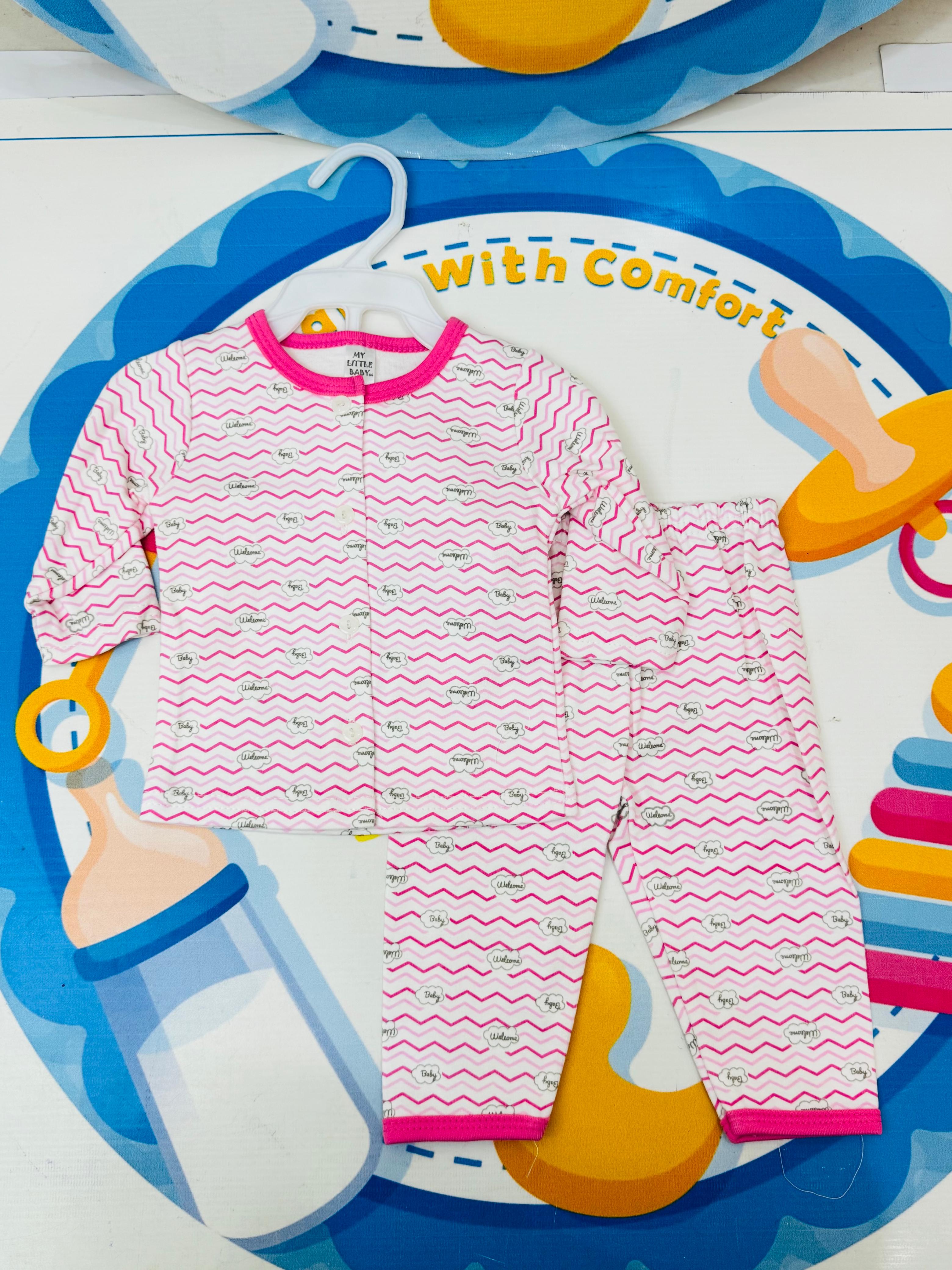 Juniors® Baby Premium Cotton Pajama Suits – Soft, Safe & Stylish Sleepwear for Your Little One
Give your baby the comfort of trusted Thai quality with the Juniors® premium pajama suits collection – now available in Pakistan! Made from 100% soft cotton, these adorable pajama suits are ideal for newborns and infants, providing cozy nights and breathable comfort during the day.
🍼 Product Highlights:
✅ Original Juniors® Brand – Made in Thailand
✅ 100% Cotton Fabric – Breathable, ultra-soft & skin-friend