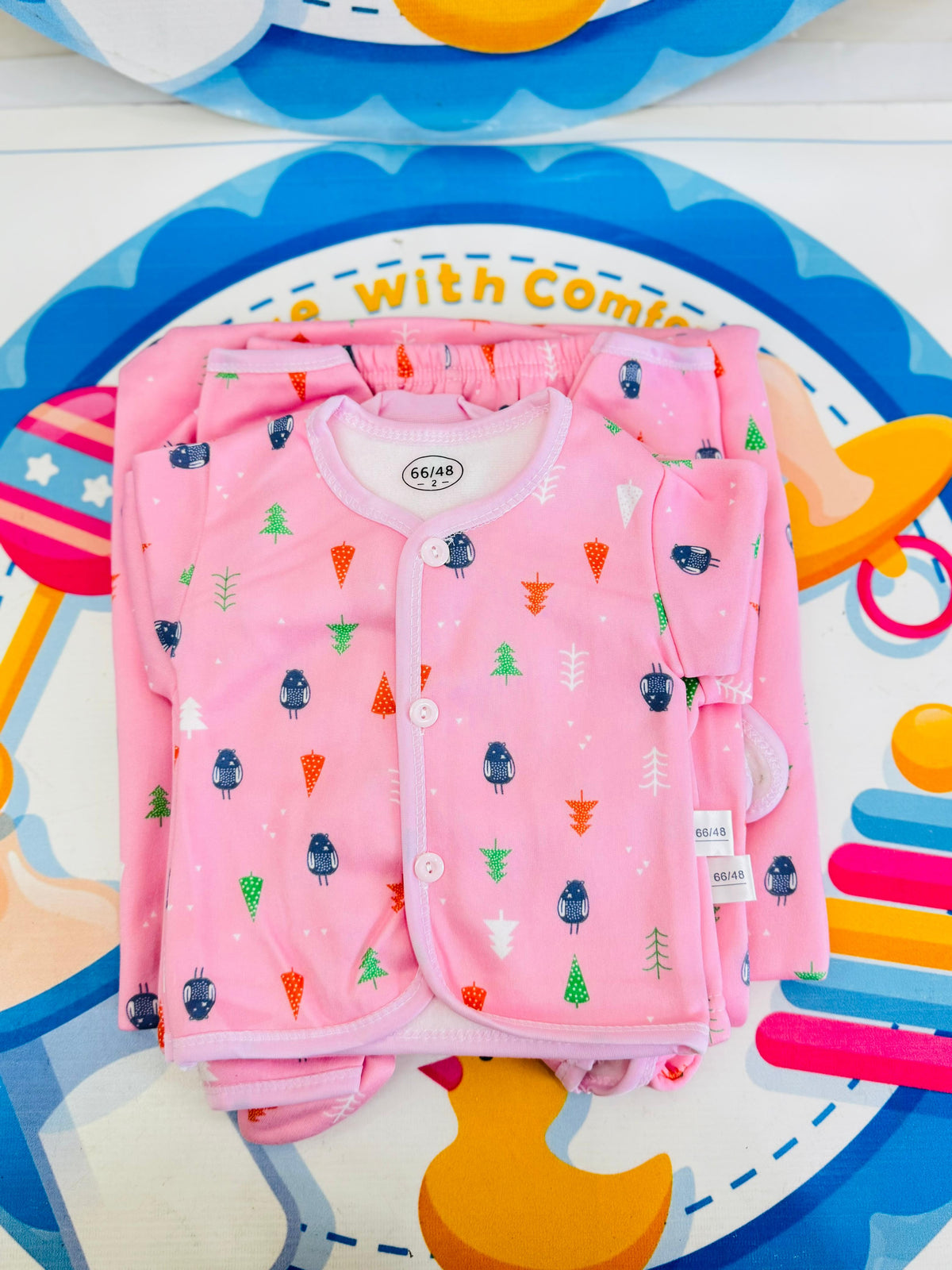 Baby 11 Pcs Winter Stuff Starter Sets Collection 🧸❄️
Get your newborn ready for the chilly season with our premium 11-piece winter starter set! Designed for warmth and comfort, this collection is perfect for your little one's winter wardrobe.
💖 Premium quality winter material – Soft, cozy, and gentle on newborn skin
👶 Complete 11-piece set – Everything you need in one pack
❄️ Includes pajamas, shirts, mittens, caps, and more
🎨 Available in multiple colors and cute designs – Perfect for baby boys an
