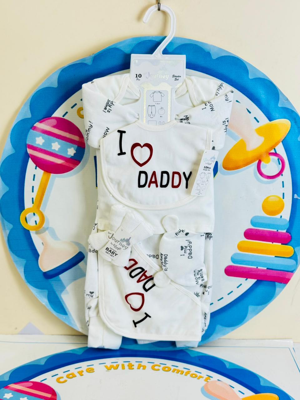 π§ΈβοΈ 10 Pcs Winter velvet Baby Starter Set β The Ultimate Newborn Winter Essential!
Wrap your little one in warmth & love this winter with our premium 10-piece fleece collection π. Soft, cozy, and gentle on delicate newborn skin β this set has everything parents need for the perfect start.
πΆ Whatβs Inside (10 Pieces):
π 1 Warm Shirt
π 1 Cozy Trouser
πΌ 1 Soft Bib
π§’ 1 Cute Cap
π 1 Wrapping Sheet (perfect for swaddling)
π£ 1 Pair of Booties
π§» 3 Face Towels
π 1 Hanger (to keep it all organized)
π