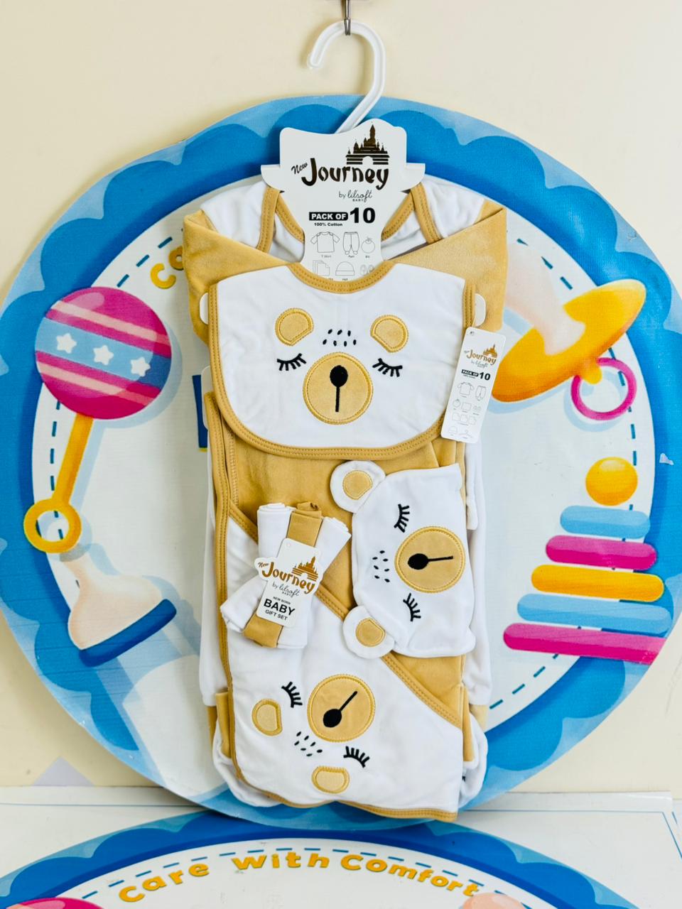 π§ΈβοΈ 10 Pcs Winter velvet Baby Starter Set β The Ultimate Newborn Winter Essential!
Wrap your little one in warmth & love this winter with our premium 10-piece fleece collection π. Soft, cozy, and gentle on delicate newborn skin β this set has everything parents need for the perfect start.
πΆ Whatβs Inside (10 Pieces):
π 1 Warm Shirt
π 1 Cozy Trouser
πΌ 1 Soft Bib
π§’ 1 Cute Cap
π 1 Wrapping Sheet (perfect for swaddling)
π£ 1 Pair of Booties
π§» 3 Face Towels
π 1 Hanger (to keep it all organized)
π