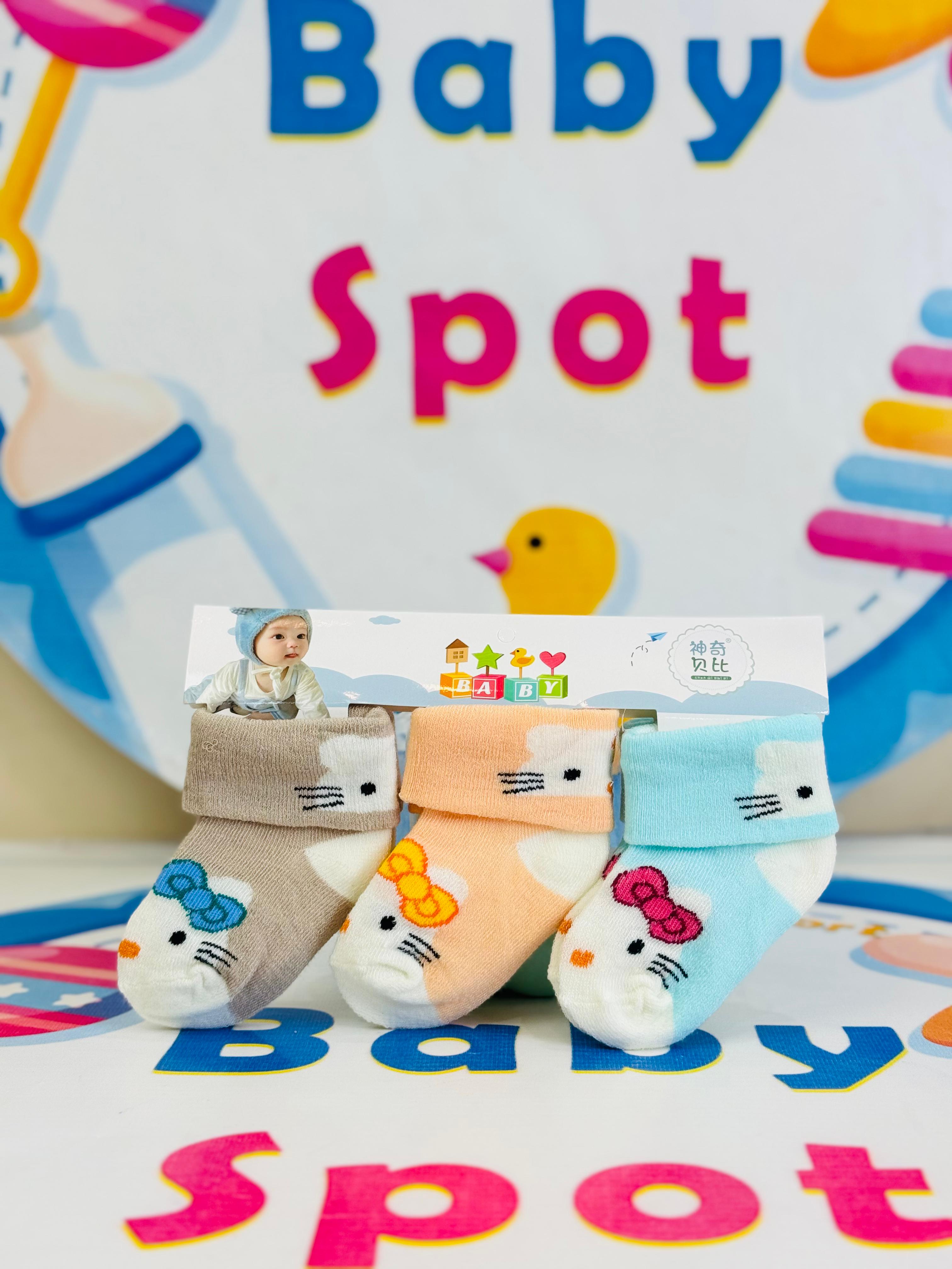 Baby –Set of 3 Socks for Newborns