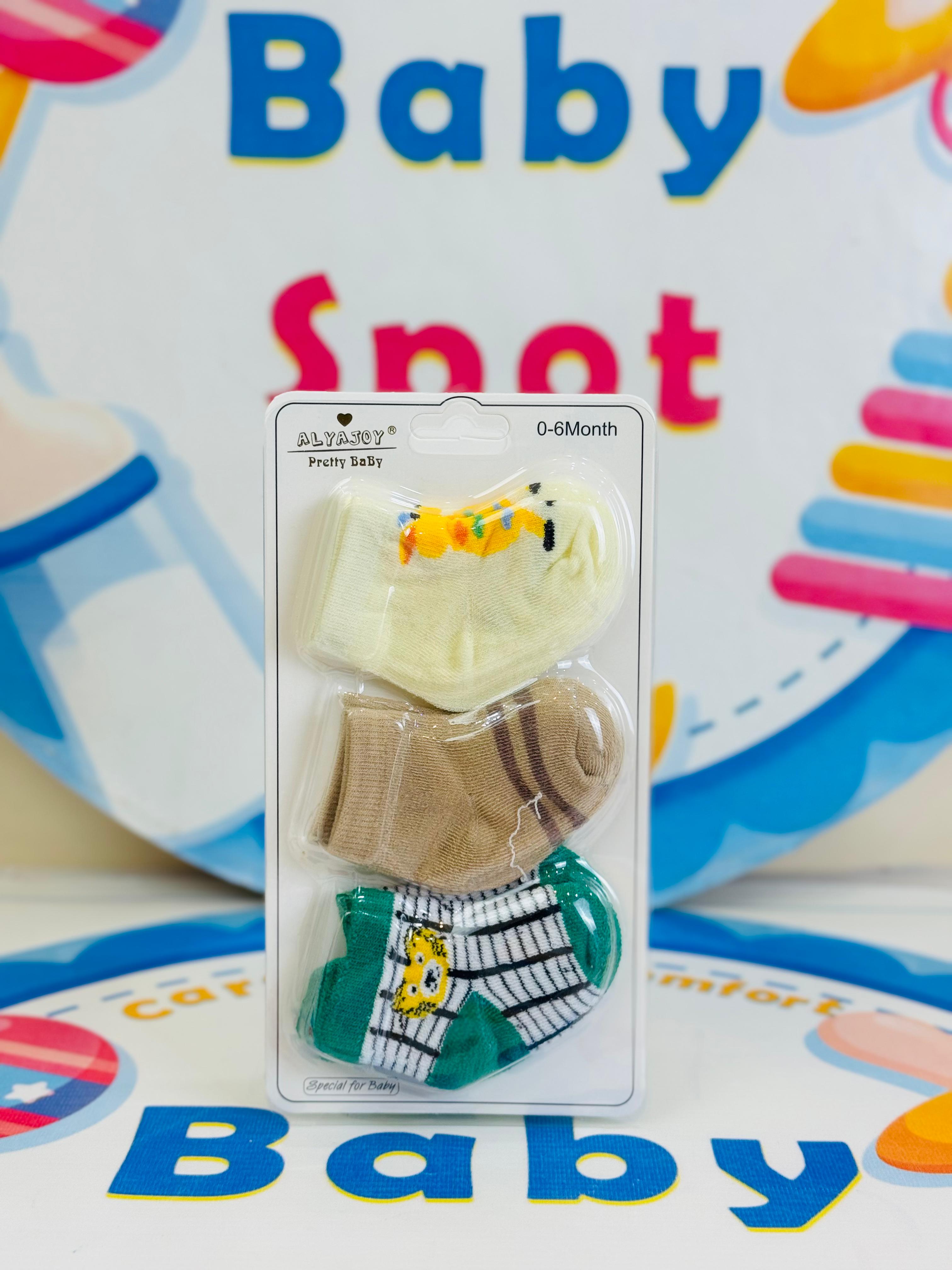 Hudson Baby –Set of 3 Socks for Newborns