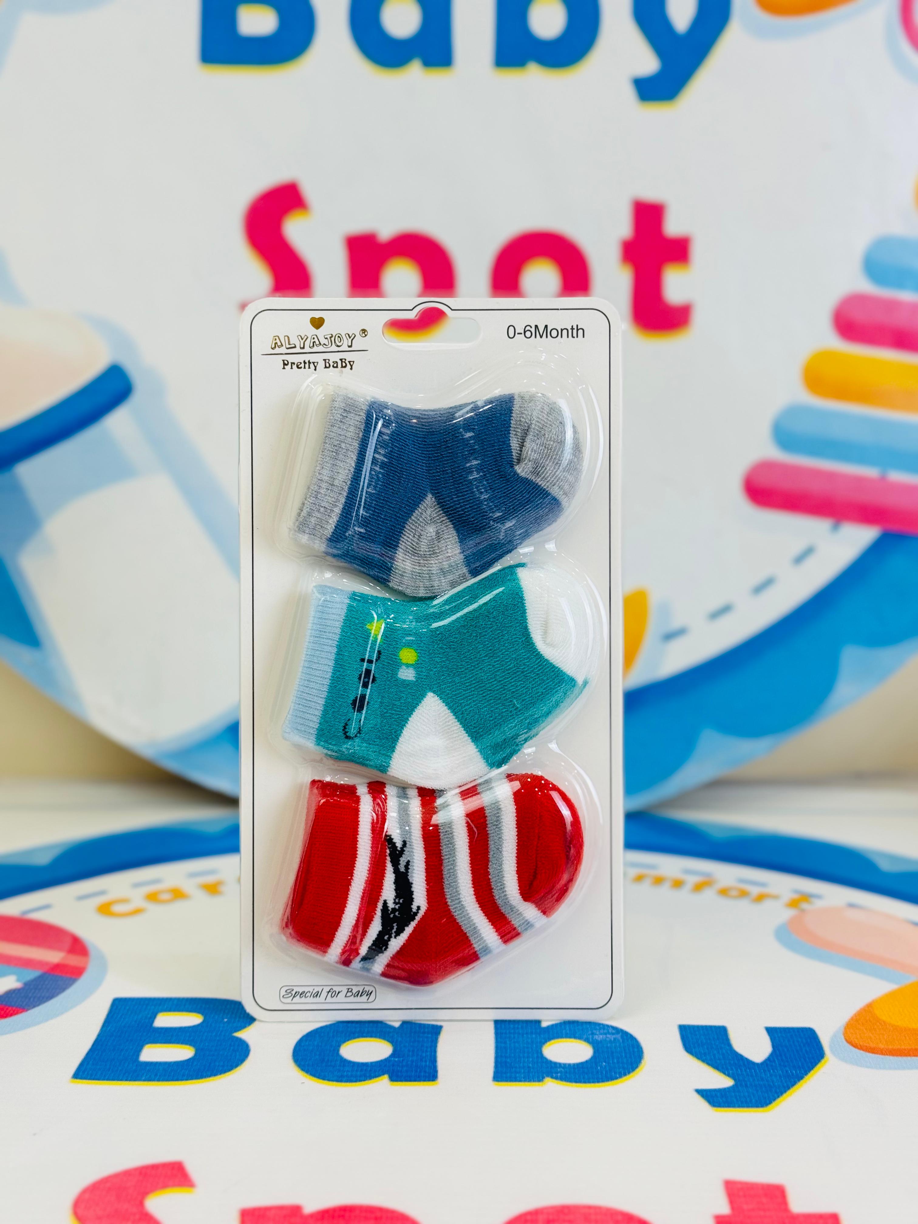 Hudson Baby –Set of 3 Socks for Newborns