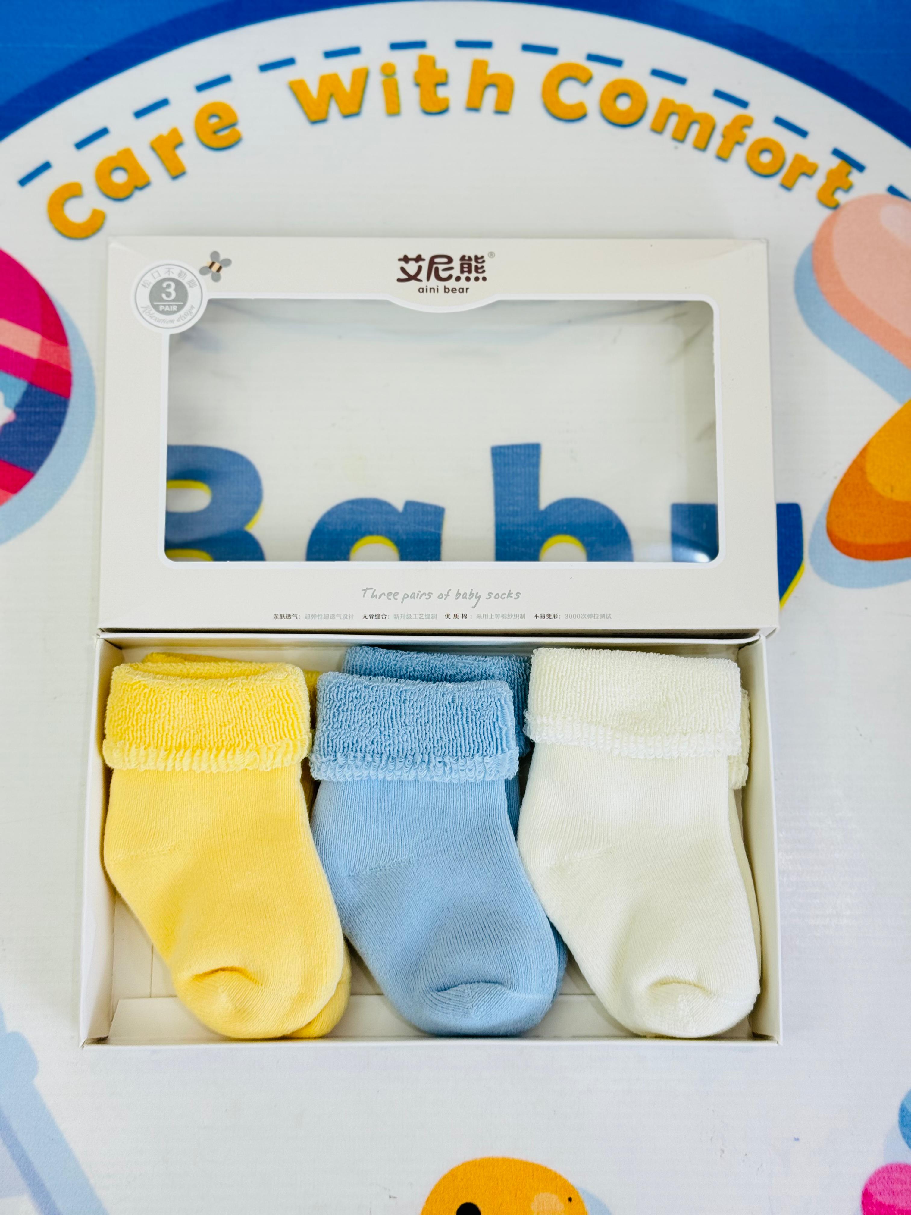 Imported 3-in-1 Socks Pack(0-12 months)