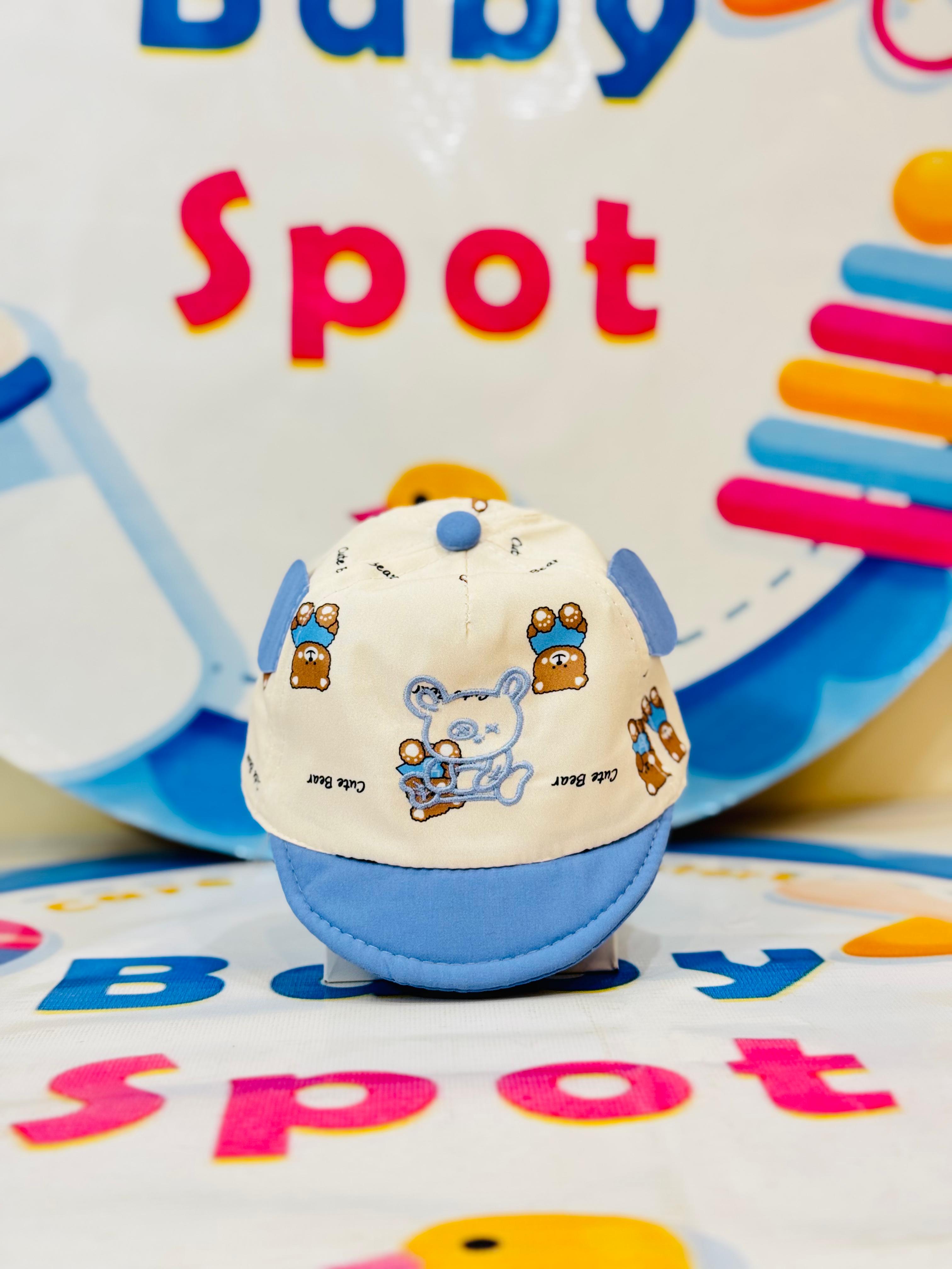 š¶ Baby P-Cap Style Cotton Caps ā Summer Essentials! āļø
šø Trendy P-Cap Design ā Stylish and practical caps to keep your baby cool and fashionable this summer.
šø Soft Cotton Material ā Made with breathable, lightweight cotton, ensuring comfort for your baby's delicate skin.
šø Vibrant Color Options ā Available in 4-5 beautiful colors to match any outfit.
šø Ideal Size ā Perfect fit for babies aged 0-6 months, ensuring both comfort and style.
šø Sun Protection ā Shields your baby's head from harsh sunlight