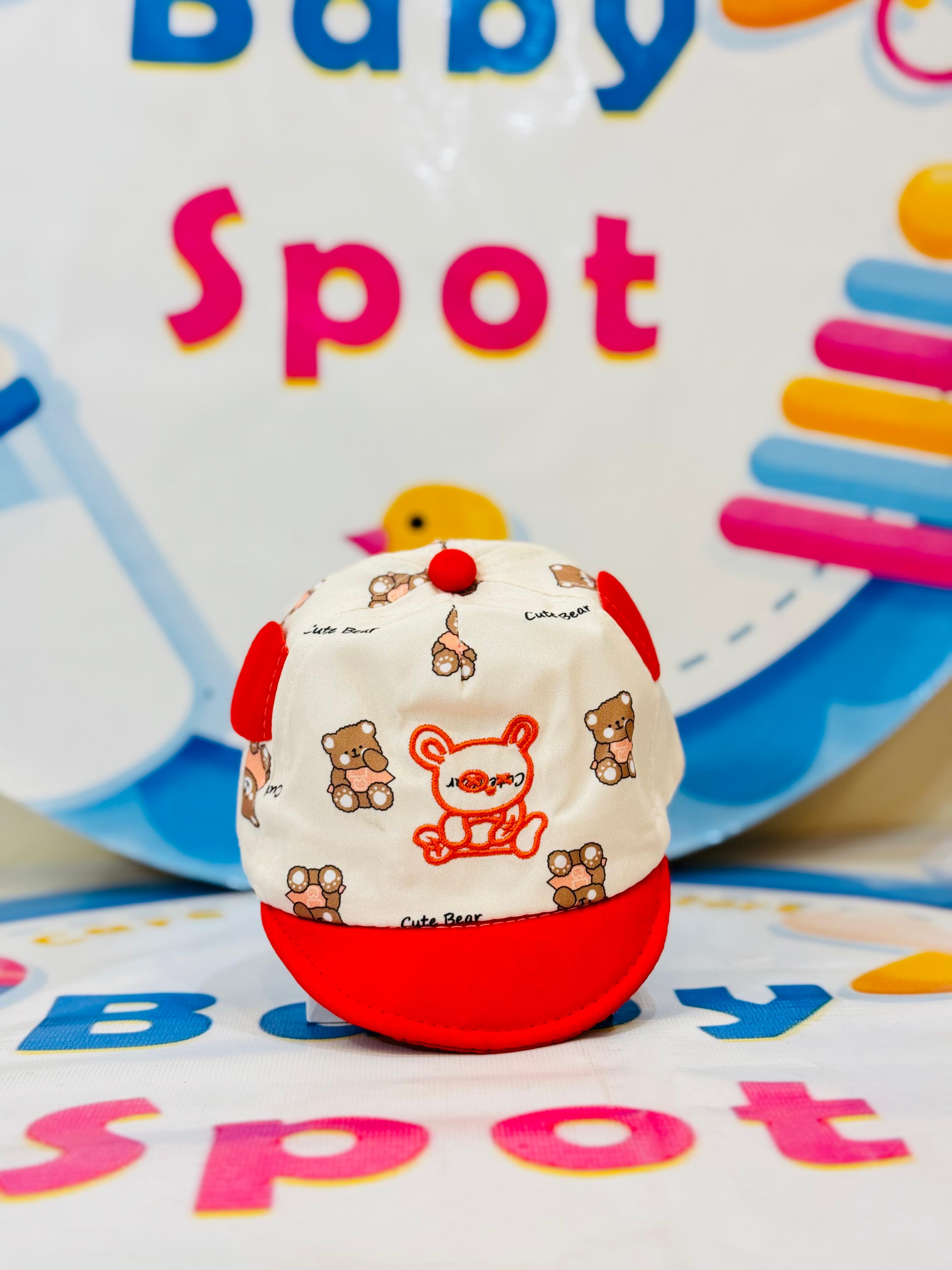 👶 Baby P-Cap Style Cotton Caps – Summer Essentials! ☀️
🔸 Trendy P-Cap Design – Stylish and practical caps to keep your baby cool and fashionable this summer.
🔸 Soft Cotton Material – Made with breathable, lightweight cotton, ensuring comfort for your baby's delicate skin.
🔸 Vibrant Color Options – Available in 4-5 beautiful colors to match any outfit.
🔸 Ideal Size – Perfect fit for babies aged 0-6 months, ensuring both comfort and style.
🔸 Sun Protection – Shields your baby's head from harsh sunlight