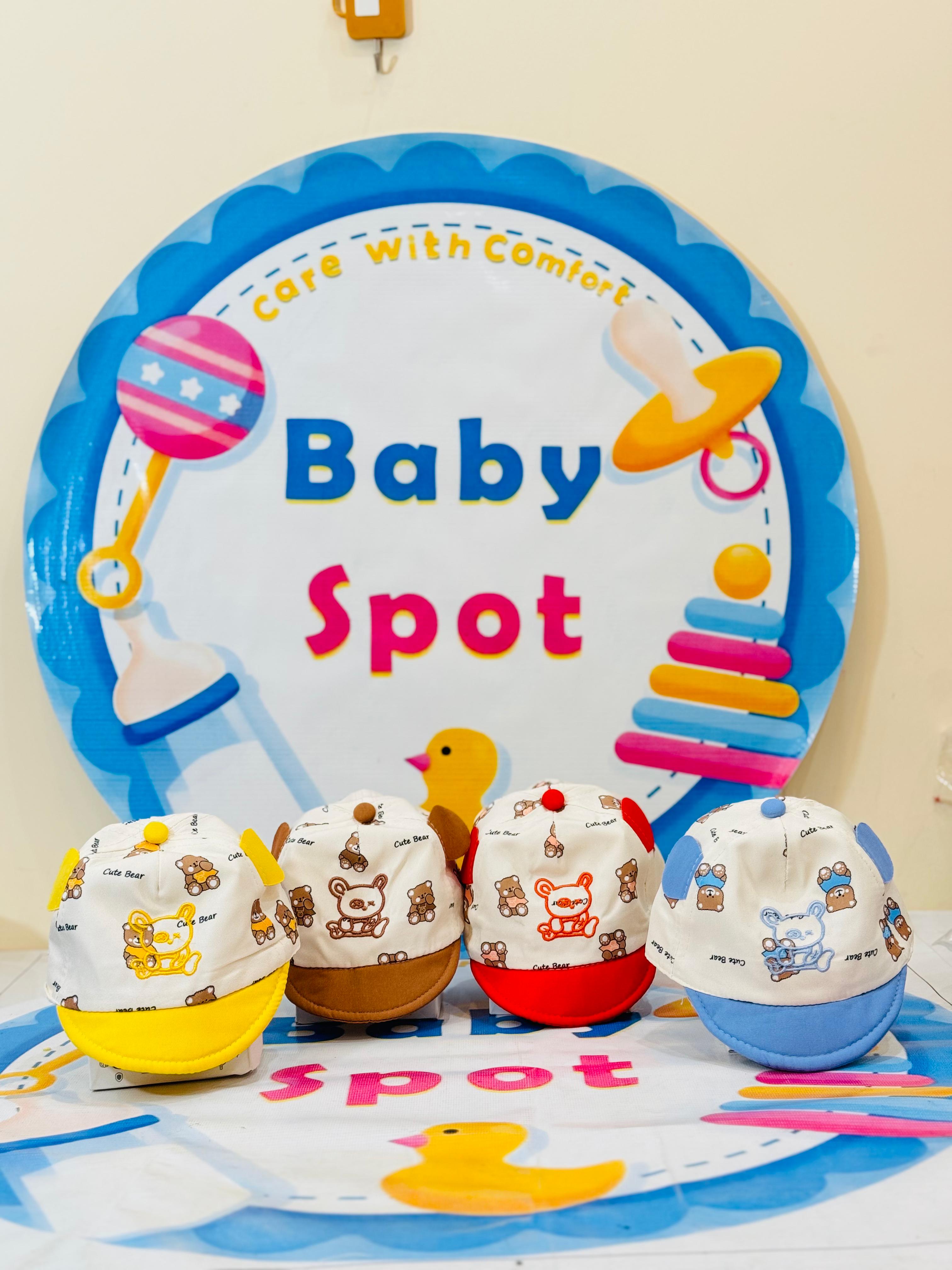 👶 Baby P-Cap Style Cotton Caps – Summer Essentials! ☀️
🔸 Trendy P-Cap Design – Stylish and practical caps to keep your baby cool and fashionable this summer.
🔸 Soft Cotton Material – Made with breathable, lightweight cotton, ensuring comfort for your baby's delicate skin.
🔸 Vibrant Color Options – Available in 4-5 beautiful colors to match any outfit.
🔸 Ideal Size – Perfect fit for babies aged 0-6 months, ensuring both comfort and style.
🔸 Sun Protection – Shields your baby's head from harsh sunlight