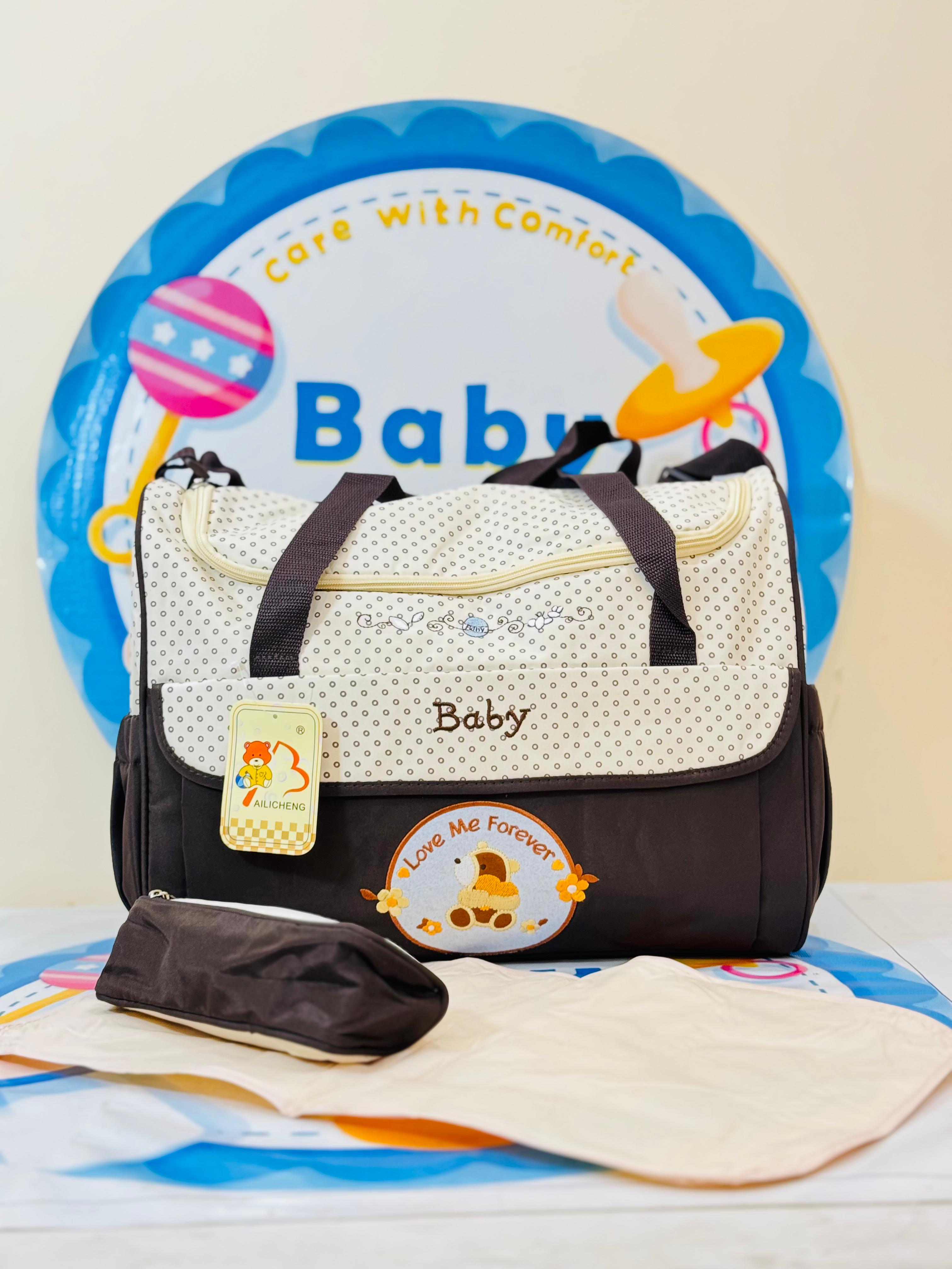 Branded Premium Range Large Size Baby/Mother Bags Collection
π Spacious & Stylish: Designed to carry all your baby essentials with ease and elegance.
π§³ Versatile Design: Perfect for moms on the go β ideal for outings, travel, or daily use.
β
Durable Quality: Premium material ensures long-lasting use and easy cleaning.
πΌ Organized Compartments: Multiple pockets to keep diapers, bottles, and accessories organized.
π° Affordable Price: Just 2650 Rs for a premium baby/mother bag!
β³ Fast Delivery: Deliv