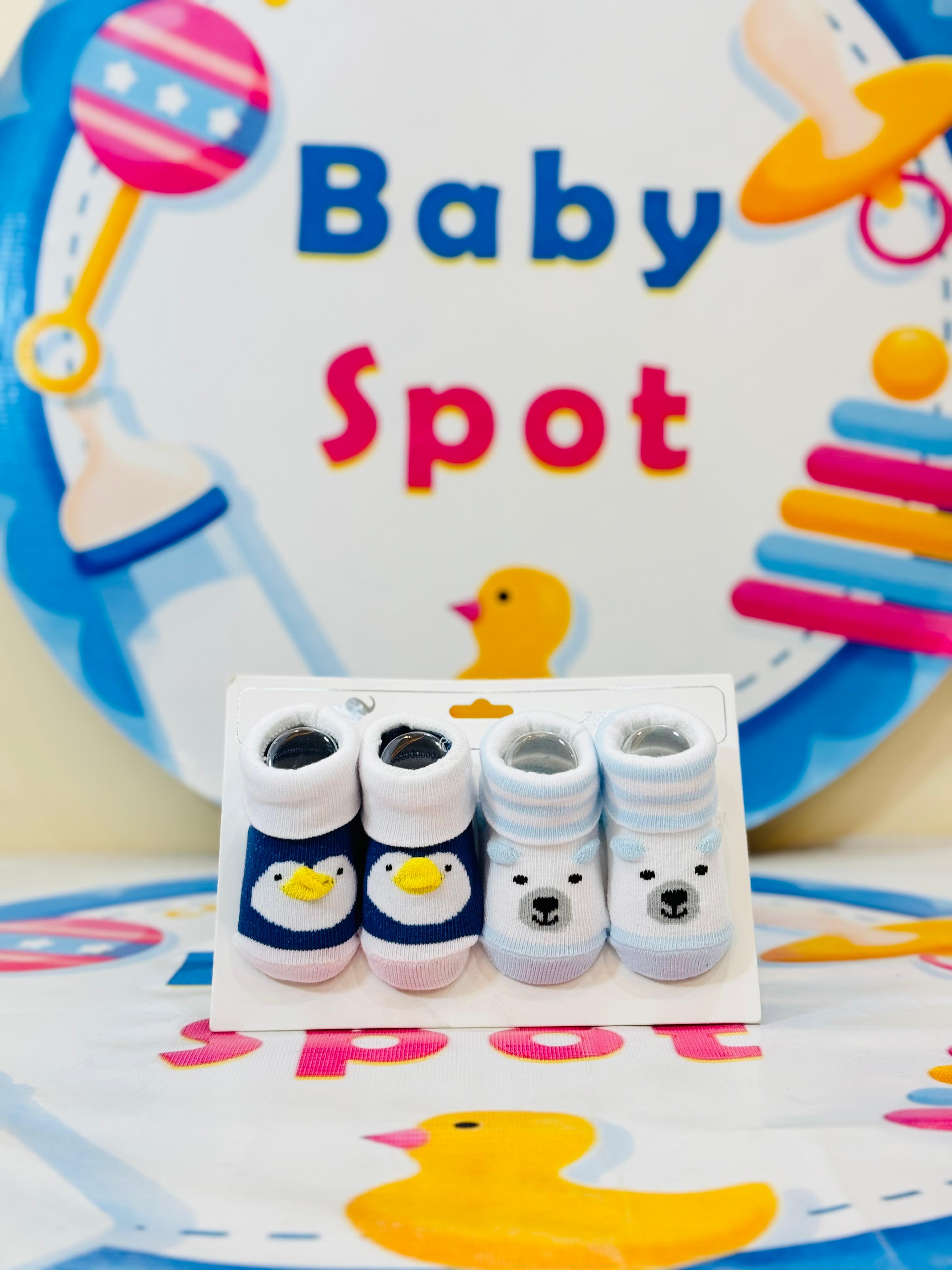 Branded Premium Range Baby Pack of 2 Socks Booties Pack
🍼 Adorable & Comfortable: A pack of 2 premium socks booties designed to keep your baby’s tiny feet warm and cozy.
👶 Size Range: Perfect fit for newborns and infants, suitable for ages 0-9 months.
🎨 Charming Designs: Available in cute patterns and soft colors that complement any baby outfit.
🌟 Soft & Skin-Friendly: Made with premium-quality materials to ensure comfort for delicate baby skin.
💰 Affordable Luxury: Get this delightful pack for ju
