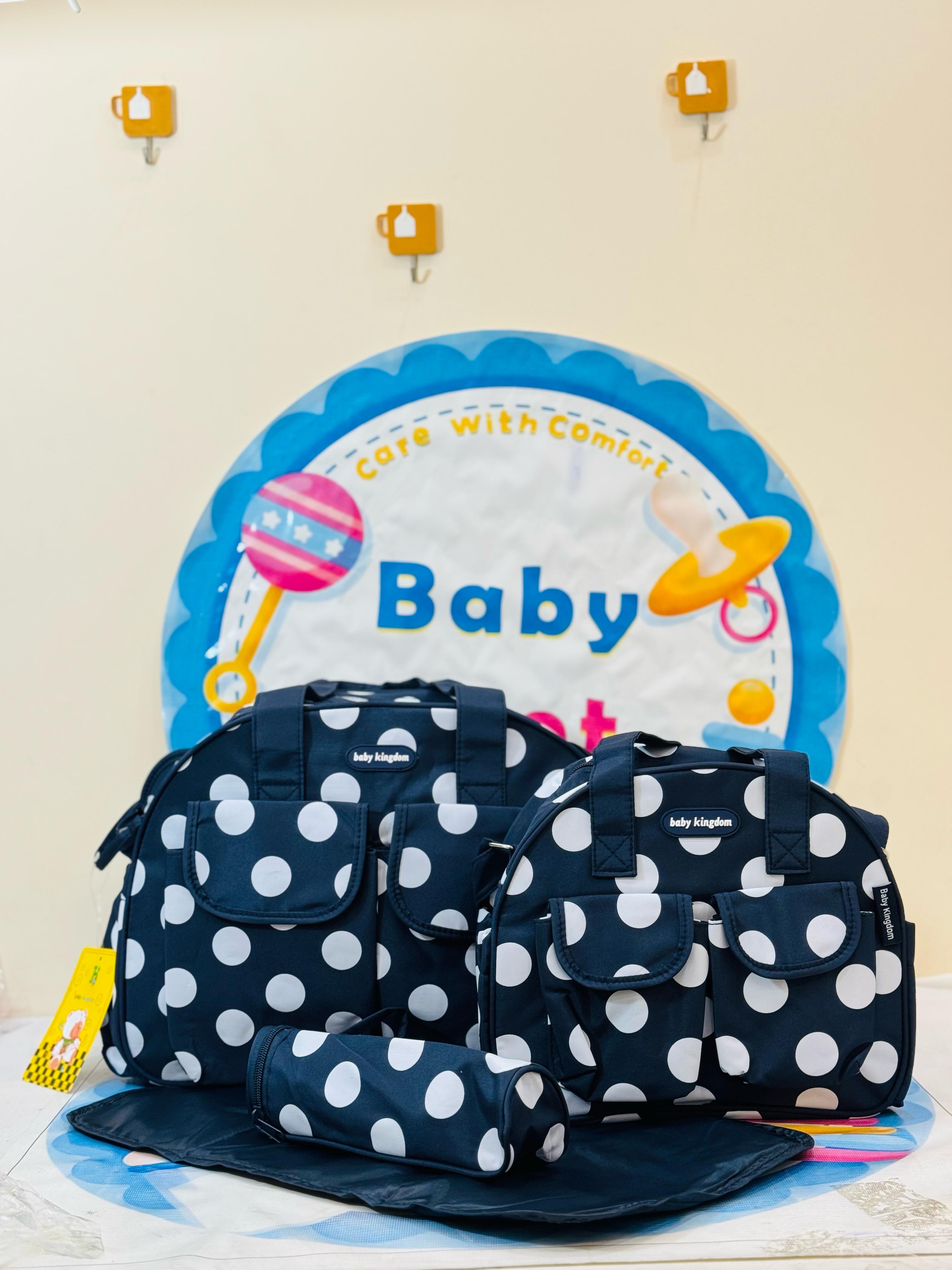 Stay organized in style with our Imported Premium Baby Diaper Bags Collection!
Perfect for busy moms and dads who need space, style, and functionality all in one!
Features Moms Love:
Original imported quality
Multiple compartments for feeders, diapers, clothes & essentials
Available in multiple beautiful colors and designs
Water-resistant, durable & easy to carry
Stylish look — perfect for everyday outings or travel
Spacious yet lightweight design
Your ultimate baby-on-the-go partner is just a clic