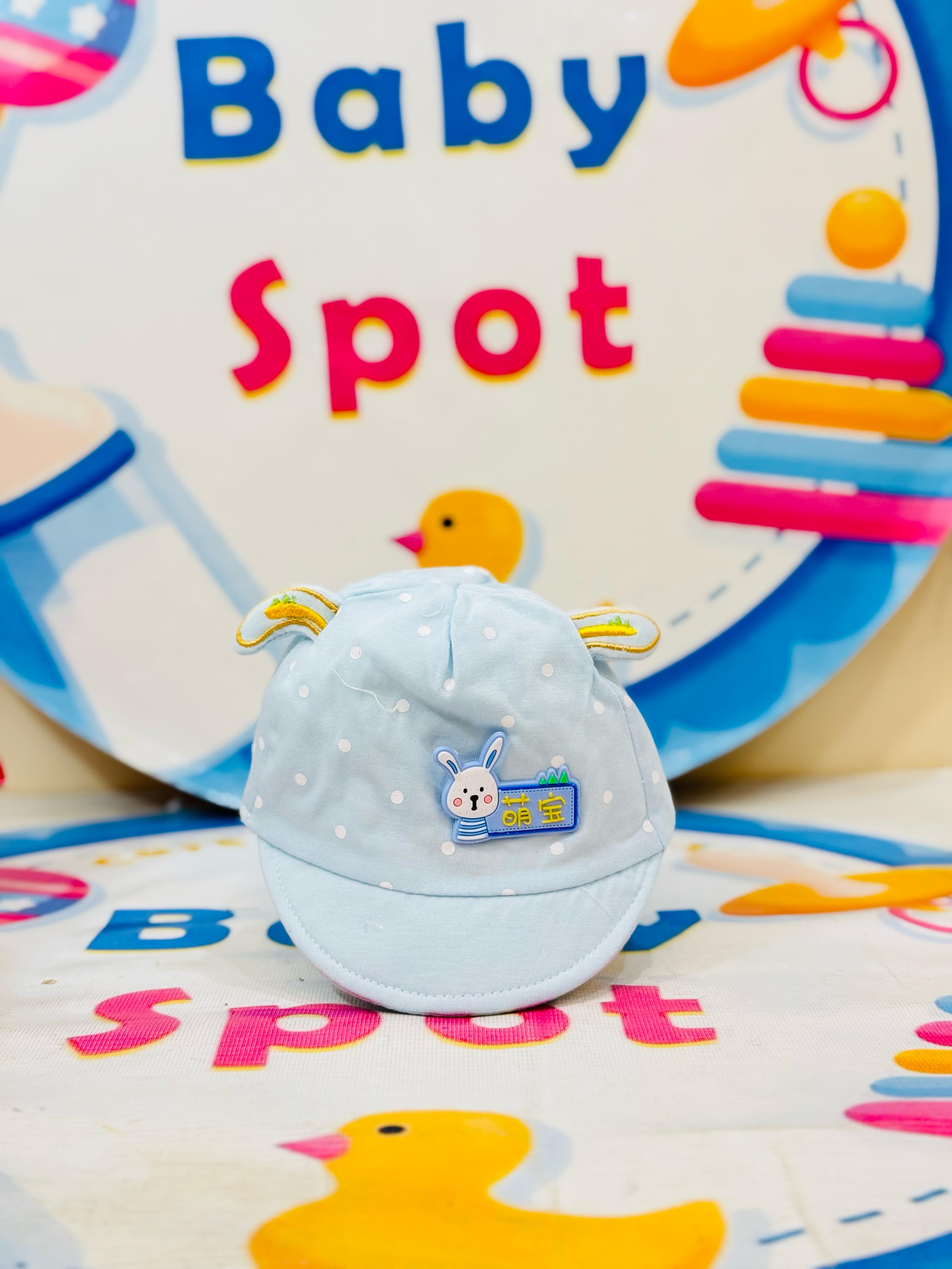 š¶ Baby P-Cap Style Cotton Caps ā Summer Essentials! āļø
šø Trendy P-Cap Design ā Stylish and practical caps to keep your baby cool and fashionable this summer.
šø Soft Cotton Material ā Made with breathable, lightweight cotton, ensuring comfort for your baby's delicate skin.
šø Vibrant Color Options ā Available in 4-5 beautiful colors to match any outfit.
šø Ideal Size ā Perfect fit for babies aged 0-6 months, ensuring both comfort and style.
šø Sun Protection ā Shields your baby's head from harsh sunl