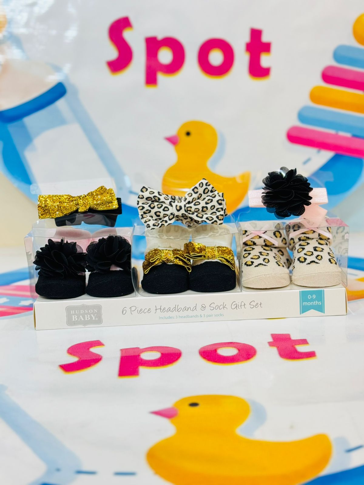 š Premium Range Baby Girls Accessories Pack š
What's Inside:
š¶ Pack of 6 Accessories ā Includes 3 cute baby booties and 3 stylish hairbands.
š Size: Perfect for 0-9 months ā Fits your little princess comfortably.
⨠Premium Quality & Elegant Designs ā Made to enhance every outfit.
š Perfect Gift Set ā Ideal for birthdays, baby showers, or daily wear.
Order Details:
š° Price: 1850 Rs.
š Delivery Time: 2-5 days.
š How to Order:
WhatsApp: 03117399001
DM us
Visit: babyspotofficial.pk