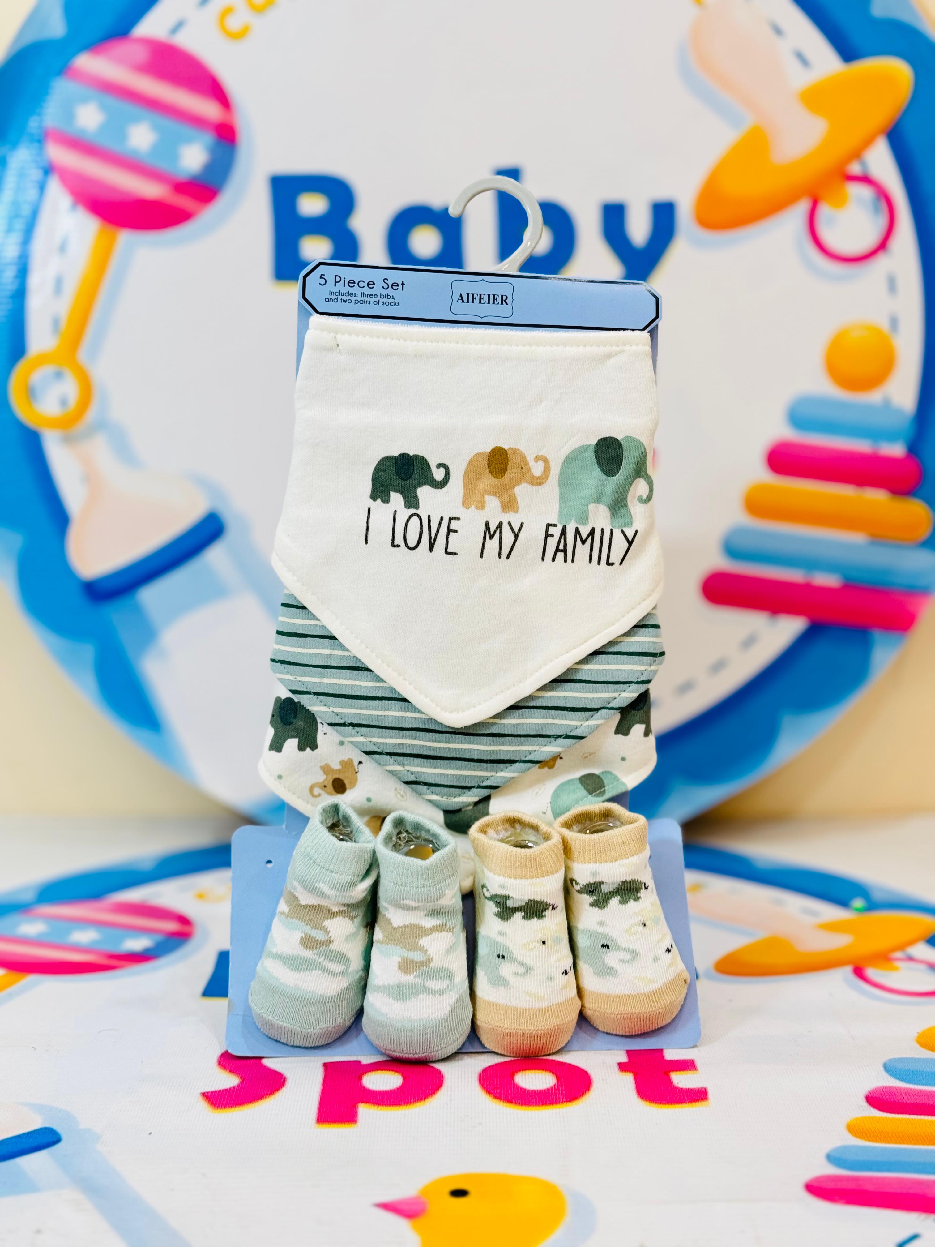 Branded Premium Range Baby 5 Pcs Set
🌟 Complete Baby Set: Includes 3 stylish bandana bibs and 2 pairs of socks booties for a chic look.
🎨 Color Variety: Available in 3 beautiful colors to match your baby’s style.
💎 Premium Quality: Made with soft, baby-friendly materials for ultimate comfort and care.
🎁 Perfect Gift: Ideal for your little one or as a thoughtful present for new parents.
💰 Affordable Price: Grab this amazing set for just 1450 Rs.
⏳ Delivery Time: 2-5 days to your doorstep.
📲 Ord