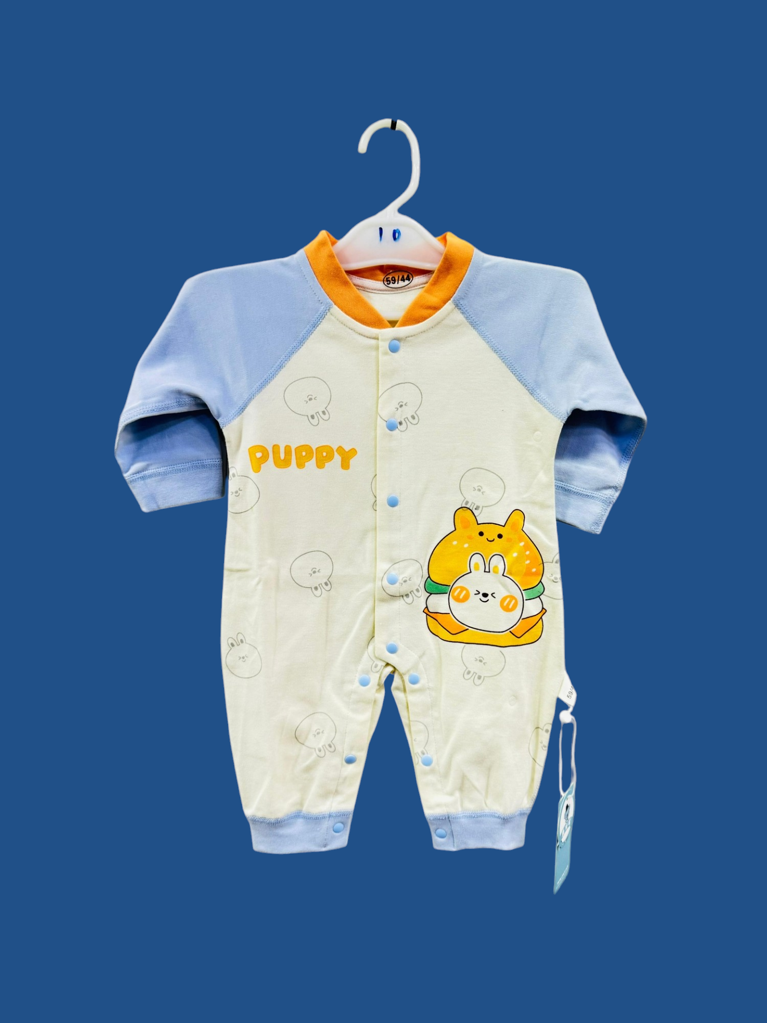 Stylish Baby Rompers – Blended Fabric Collection!
👶 Soft, cozy, and designed for your little one's comfort! Perfect for everyday adventures, whether it's playtime, naptime, or a special outing.
Why You'll Love It?
✅ Perfect Fit for Newborns
Available in 0-3 months and 3-6 months sizes, ensuring a snug yet breathable fit.
✅ Premium Blended Fabric
Lightweight, airy, and ultra-gentle on your baby's delicate skin, keeping them comfy all day.
✅ Adorable & Practical Design
Easy to put on and take off, ma