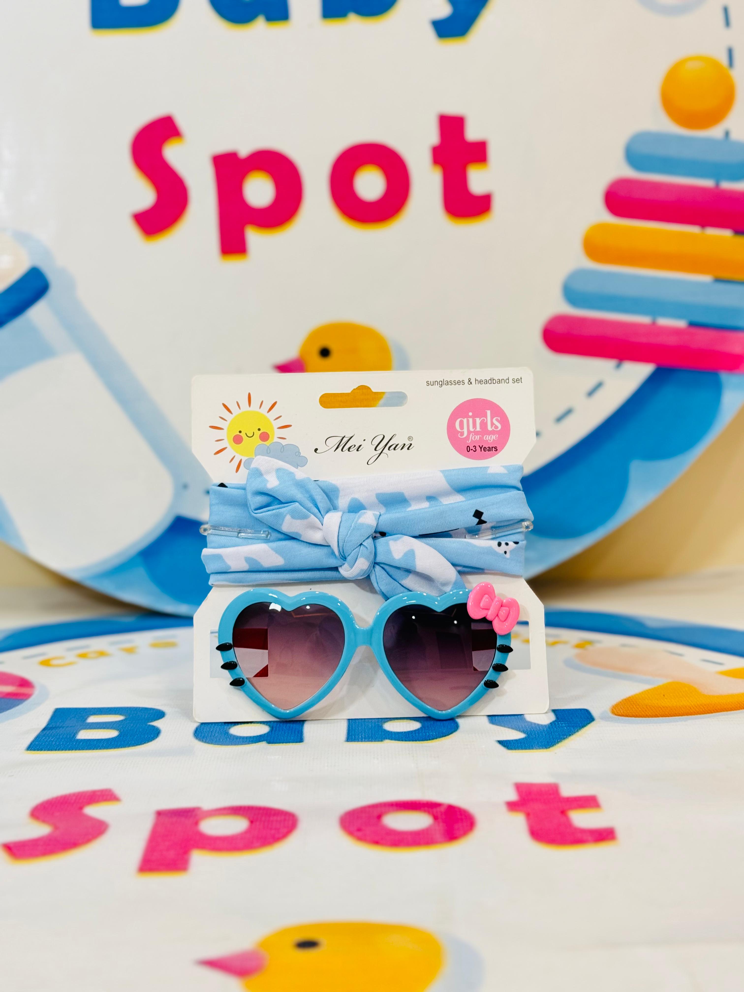 Branded Premium Range Baby Hair Band with Glasses Combo for Baby Girls
Product Features:
π Stylish Combo: Adorable hairband paired with matching glasses for a chic look.
π Premium Quality: Made with soft, durable materials for all-day comfort.
π Adjustable Size: Perfect fit for baby girls up to 5 years old.
π Trendy Designs: Available in beautiful colors and styles to match any outfit.
π Perfect for Every Occasion: Ideal for parties, outings, and photoshoots.
Delivery Information:
π Delivery T