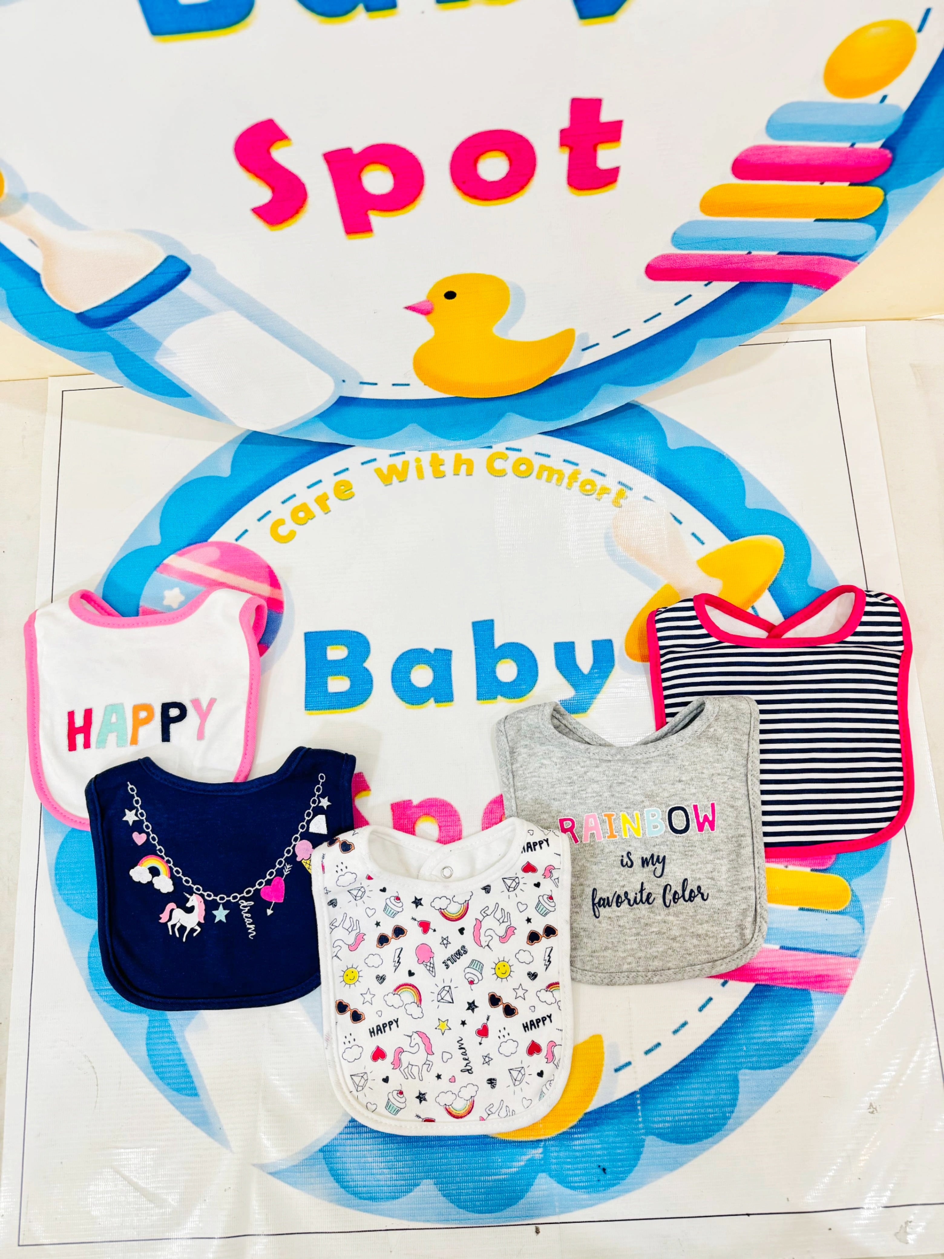 Hudson Branded Fancy Baby Bibs β Pack of 5
Product Features:
πΌ Premium Quality: Hudson-branded pack of 5 fancy bibs for stylish and functional baby care.
π¦π§ Unisex Designs: Suitable for both baby boys and girls with versatile and adorable patterns.
π Soft & Comfortable: Crafted with gentle materials, ensuring your babyβs comfort during feeding time.
π§Ό Easy to Clean: Machine washable and durable for daily use.
π Perfect Gift Idea: A thoughtful and essential addition to any baby care collection.