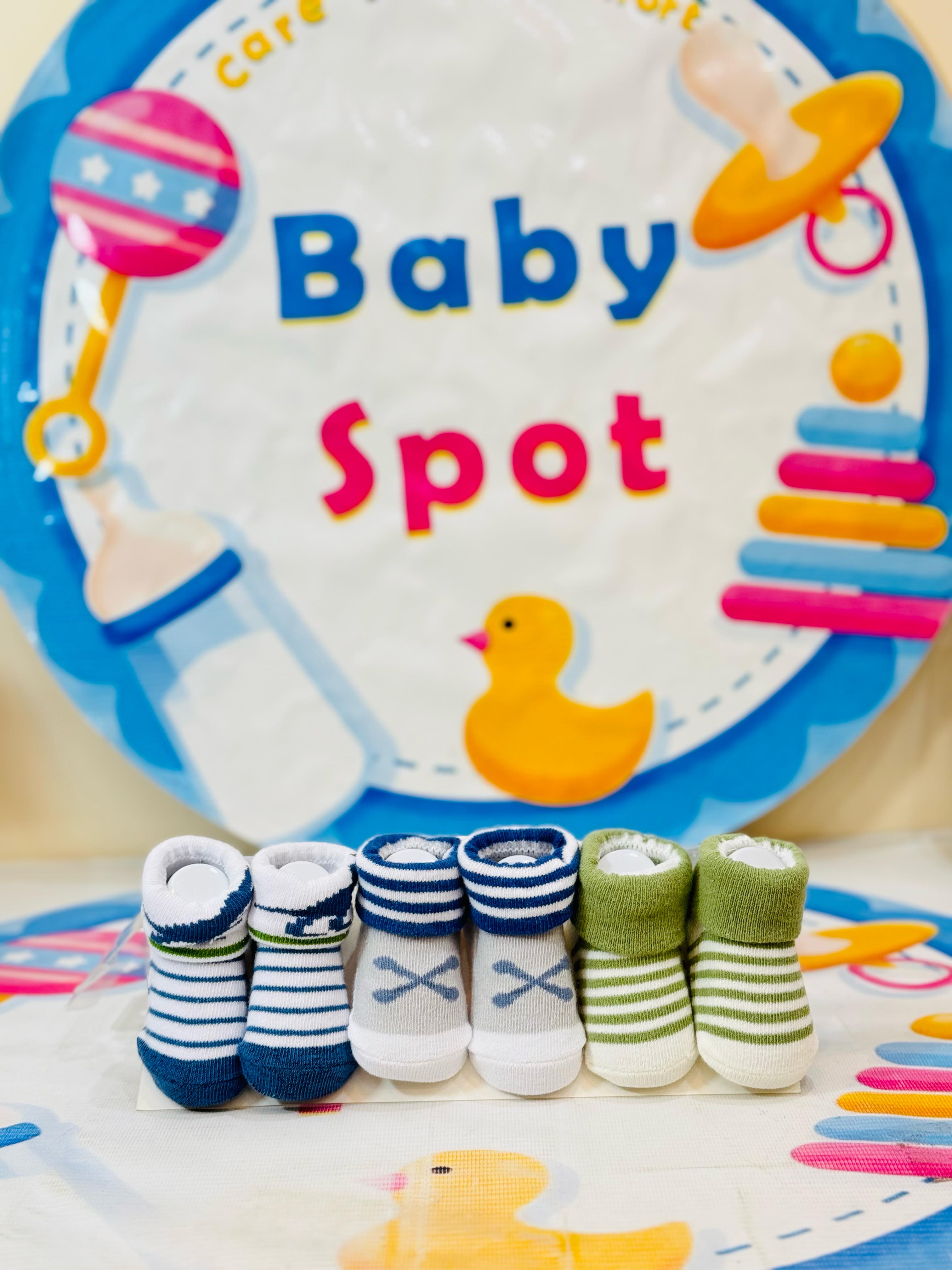 Hudson Baby® Premium Pack of 3 Socks BootiesHudsonBabyPakistan #BabySocksBooties #ImportedBabySocks #NewbornEssentials #BabyClothingStorePakistan #OnlineBabyShopPK #0To9MonthsSocks #SoftBabyBooties #BabyAccessoriesPakistan #ImportedBabyWearPK #NewbornFootwearPK #BabySpotOfficial