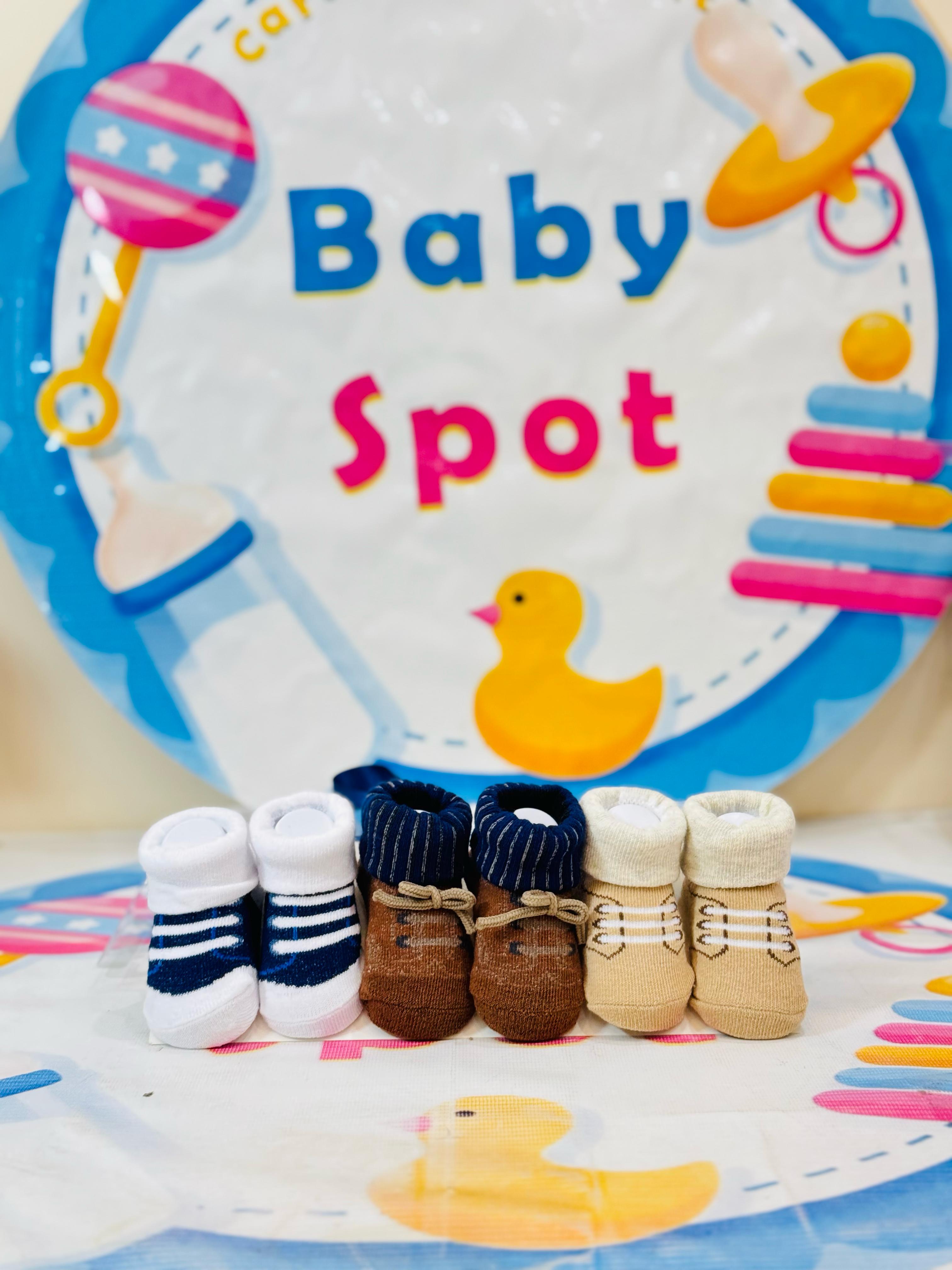HudsonBabyPakistan #BabySocksBooties #ImportedBabySocks #NewbornEssentials #BabyClothingStorePakistan #OnlineBabyShopPK #0To9MonthsSocks #SoftBabyBooties #BabyAccessoriesPakistan #ImportedBabyWearPK #NewbornFootwearPK #BabySpotOfficial