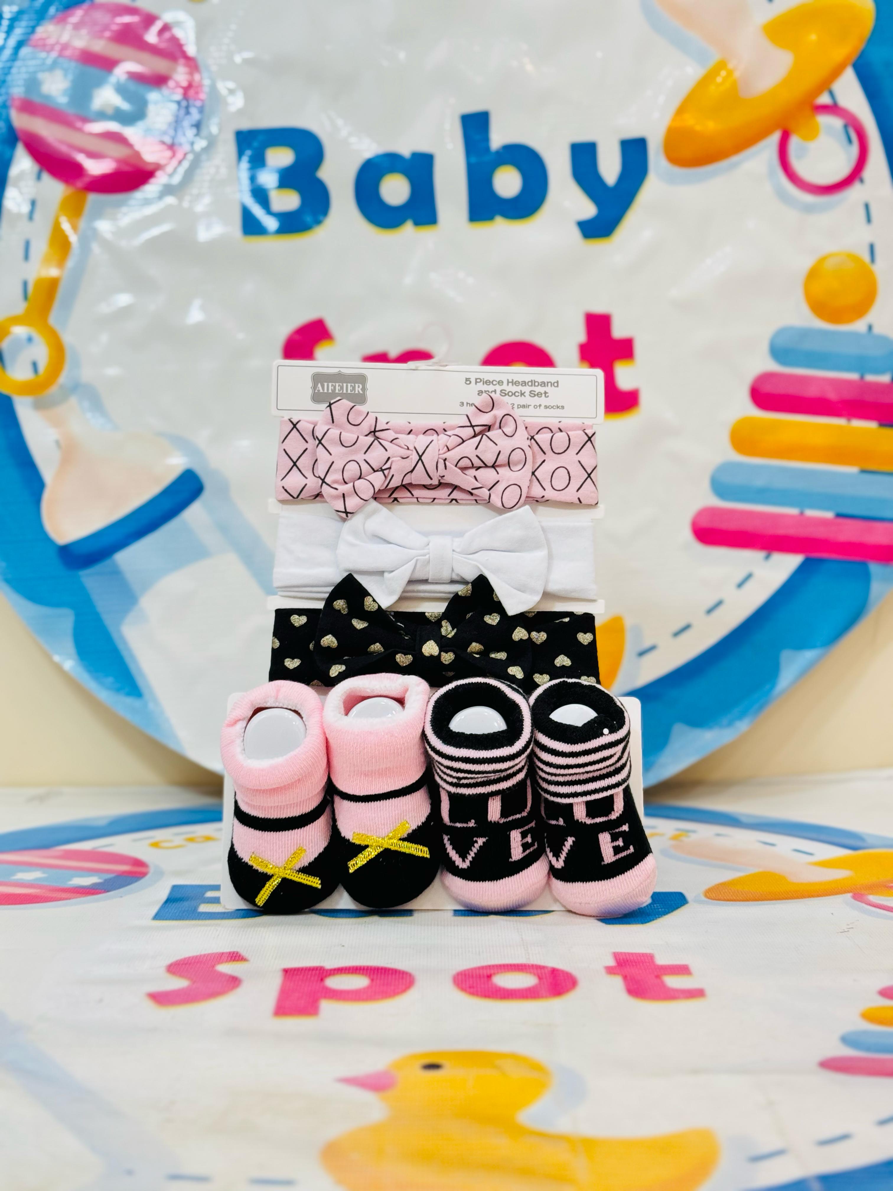 AIFEIER Girls Pack of 5 β Hair Bands + Socks Booties