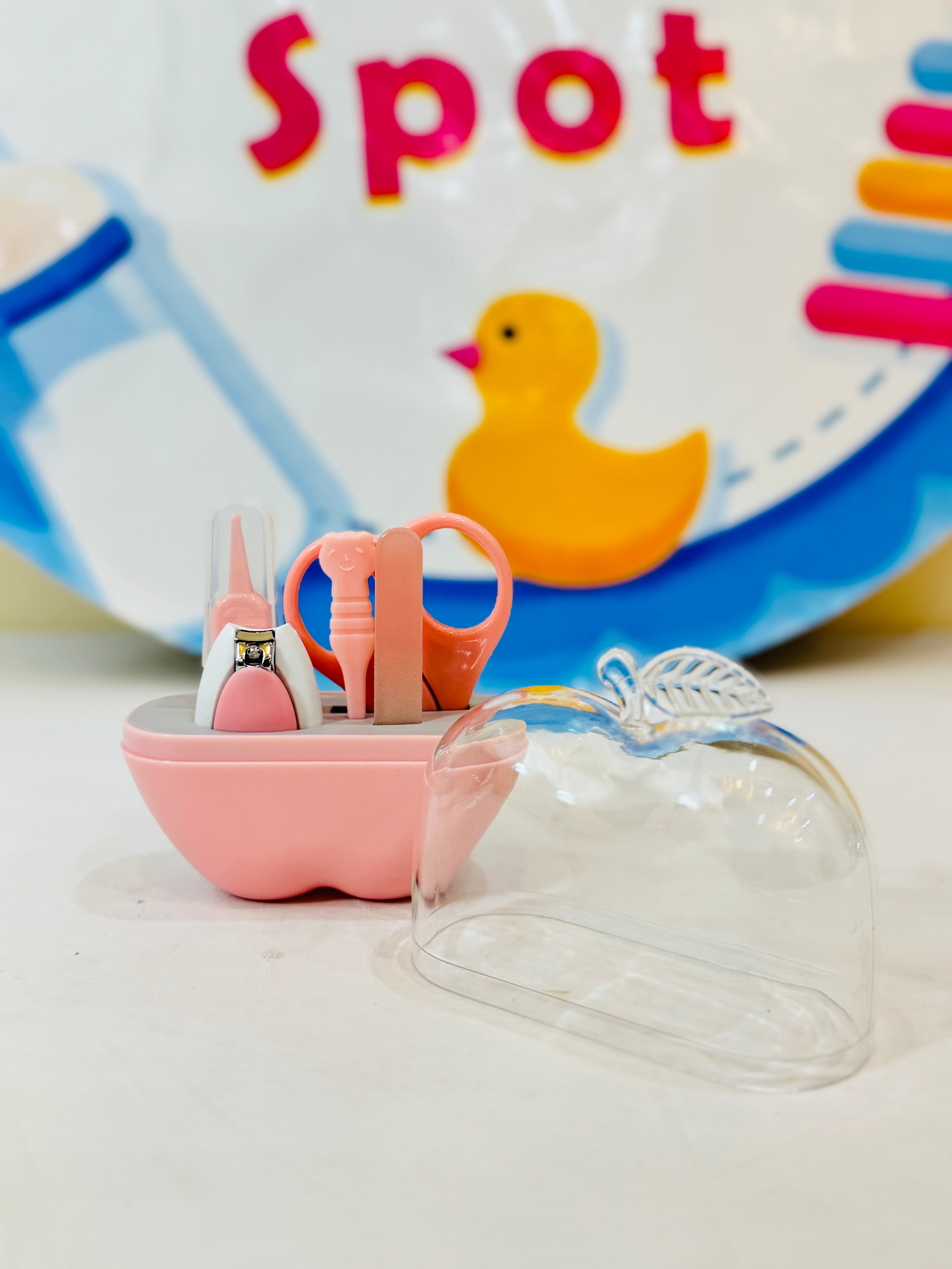 Baby Manicure Kits – 5 PCS Set ✨👶
✂️ Complete Grooming Set: Includes 1 nail cutter, 1 scissor, 1 foiler, 1 ear wax remover, and 1 tweezer.
🌸 Gentle for Babies: Specially designed for delicate baby nails and hygiene.
🧳 Compact & Portable: Easy to carry for at-home or travel use.
🔒 Safe & Durable: Made with premium quality materials, ensuring long-lasting use.
💰 Price: 1250 Rs.
🛒 Order Now at babyspotofficial.pk.
🚚 Delivery Time: 2-5 days.