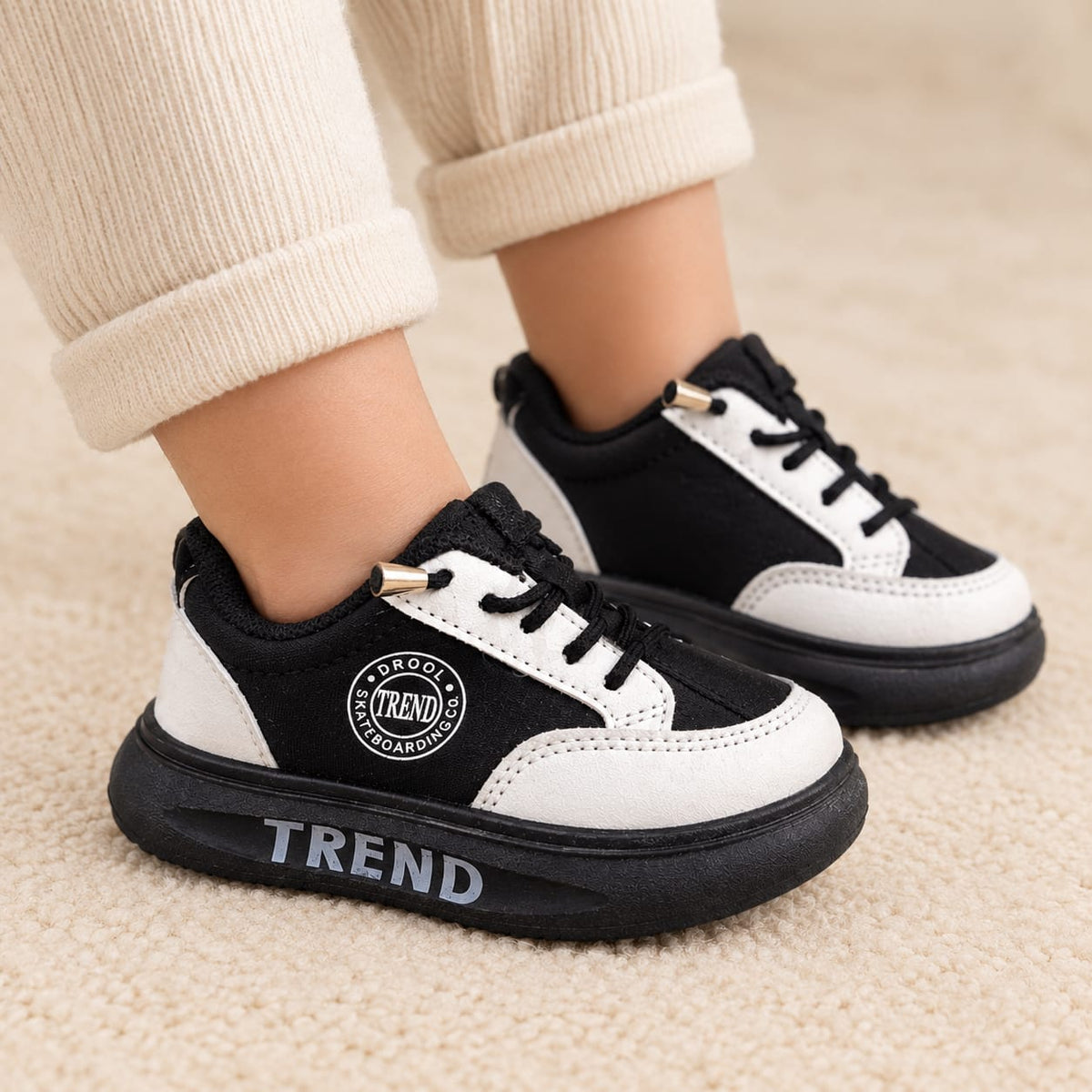 kids footwear, childrens sneakers, kids trainers, junior sneakers, little kids shoes, preschool shoes, school sneakers, everyday kids footwear, casual sneakers, sporty sneakers, athletic sneakers, walking shoes kids, play shoes kids, outdoor kids shoes, active kids shoes, comfortable sneakers, soft sole shoes, flexible kids shoes, cushioned sneakers, supportive kids shoes, durable sneakers, sturdy kids shoes, easy wear shoes, easy closure sneakers, hook and loop shoes, strap sneakers, velcro shoes kids, lac