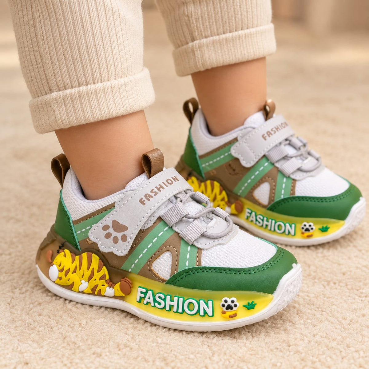kids footwear, childrens sneakers, kids trainers, junior sneakers, little kids shoes, preschool shoes, school sneakers, everyday kids footwear, casual sneakers, sporty sneakers, athletic sneakers, walking shoes kids, play shoes kids, outdoor kids shoes, active kids shoes, comfortable sneakers, soft sole shoes, flexible kids shoes, cushioned sneakers, supportive kids shoes, durable sneakers, sturdy kids shoes, easy wear shoes, easy closure sneakers, hook and loop shoes, strap sneakers, velcro shoes kids, lac
