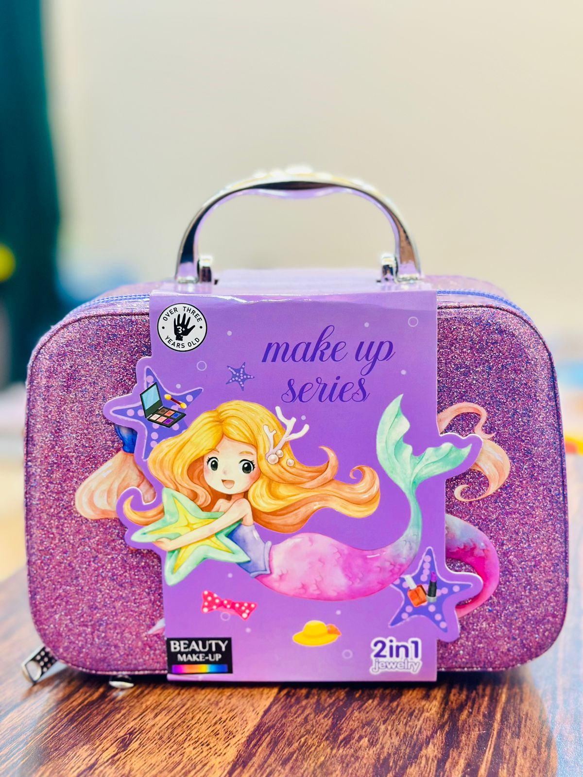 🌟 Kids' Beautiful Makeup Kit with Bag Collection 🌟

Adorable 2-in-1 makeup and jewelry kit for endless fun

Comes with a cute, sparkly bag for easy carrying and storage

Perfect for kids aged 3 and above

Encourages creative play and boosts confidence

Safe and child-friendly materials

Ideal gift for birthdays, holidays, or special surprises

Delivery time: 2-5 days

Let your little one explore their creativity with this magical makeup set! ✨ Available now at babyspotofficial.pk

#KidsMakeupKit #FunPlayt