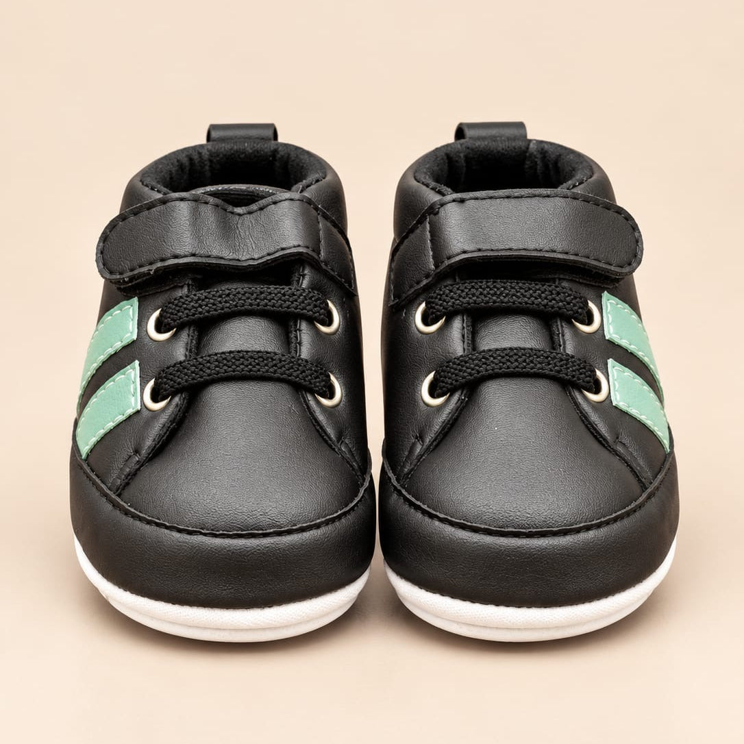 Baby Shoes, Baby Sneakers, Infant Shoes, Pre Walker Shoes, First Walking Shoes, First Step Shoes, Baby Footwear, 0-3 Months, 3-6 Months, 6-9 Months, 9-12 Months, 0-12 Months, Soft Sole Shoes, Lightweight Shoes, Velcro Baby Shoes, Baby Boy Shoes, Baby Girl Shoes, Unisex Baby Shoes, Imported Baby Shoes