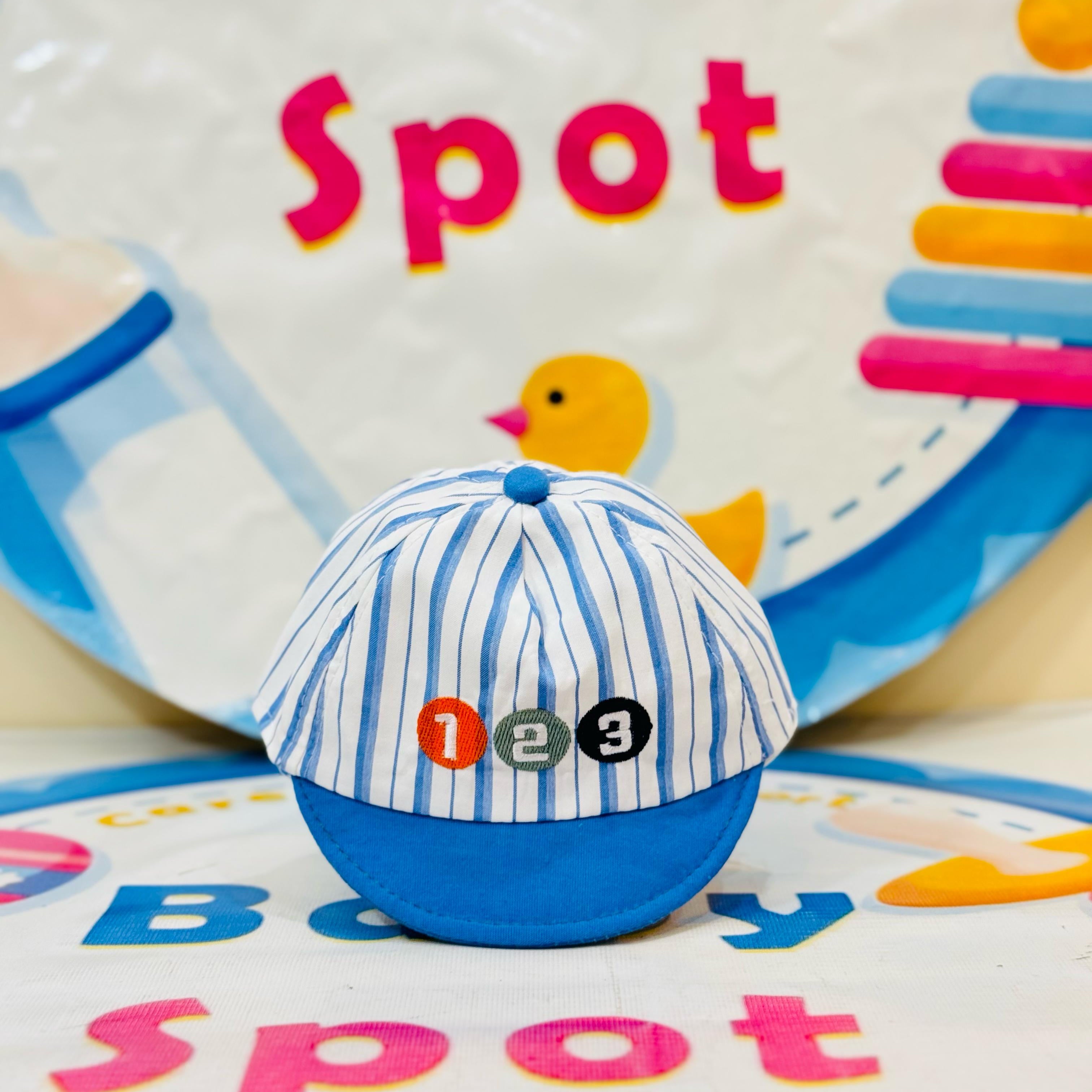 👶 Baby P-Cap Style Cotton Caps – Summer Essentials! ☀️

🔸 Trendy P-Cap Design – Stylish and practical caps to keep your baby cool and fashionable this summer.

🔸 Soft Cotton Material – Made with breathable, lightweight cotton, ensuring comfort for your baby's delicate skin.

🔸 Vibrant Color Options – Available in 4-5 beautiful colors to match any outfit.

🔸 Ideal Size – Perfect fit for babies aged 0-6 months, ensuring both comfort and style.

🔸 Sun Protection – Shields your baby's head from harsh sunl