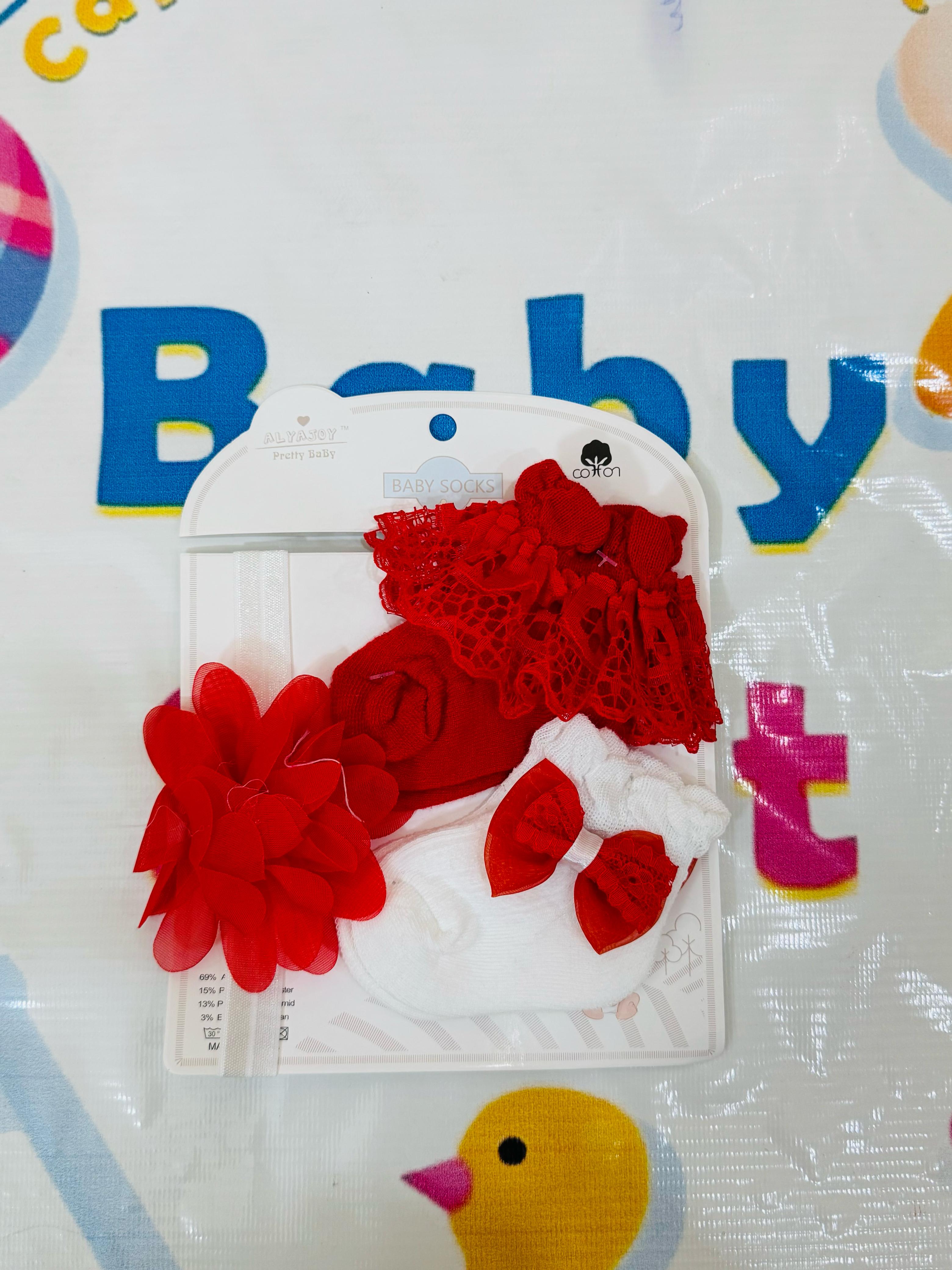 Imported Baby Fancy Set – 2 Pairs Socks + 1 Hairband

Add charm to your little one's look with our premium baby girl socks and hairband combo – the perfect choice for comfort and cuteness!

 

What's Included:

2 Pairs of Fancy Baby Socks.

1 Matching Soft Hairband

Soft, breathable, and baby-skin friendly material

Ideal for newborns to 9 months

Perfect for gifting, outings, and baby photoshoots

Available in adorable designs and beautiful color.

Upgrade your baby’s essentials with the best from your fav