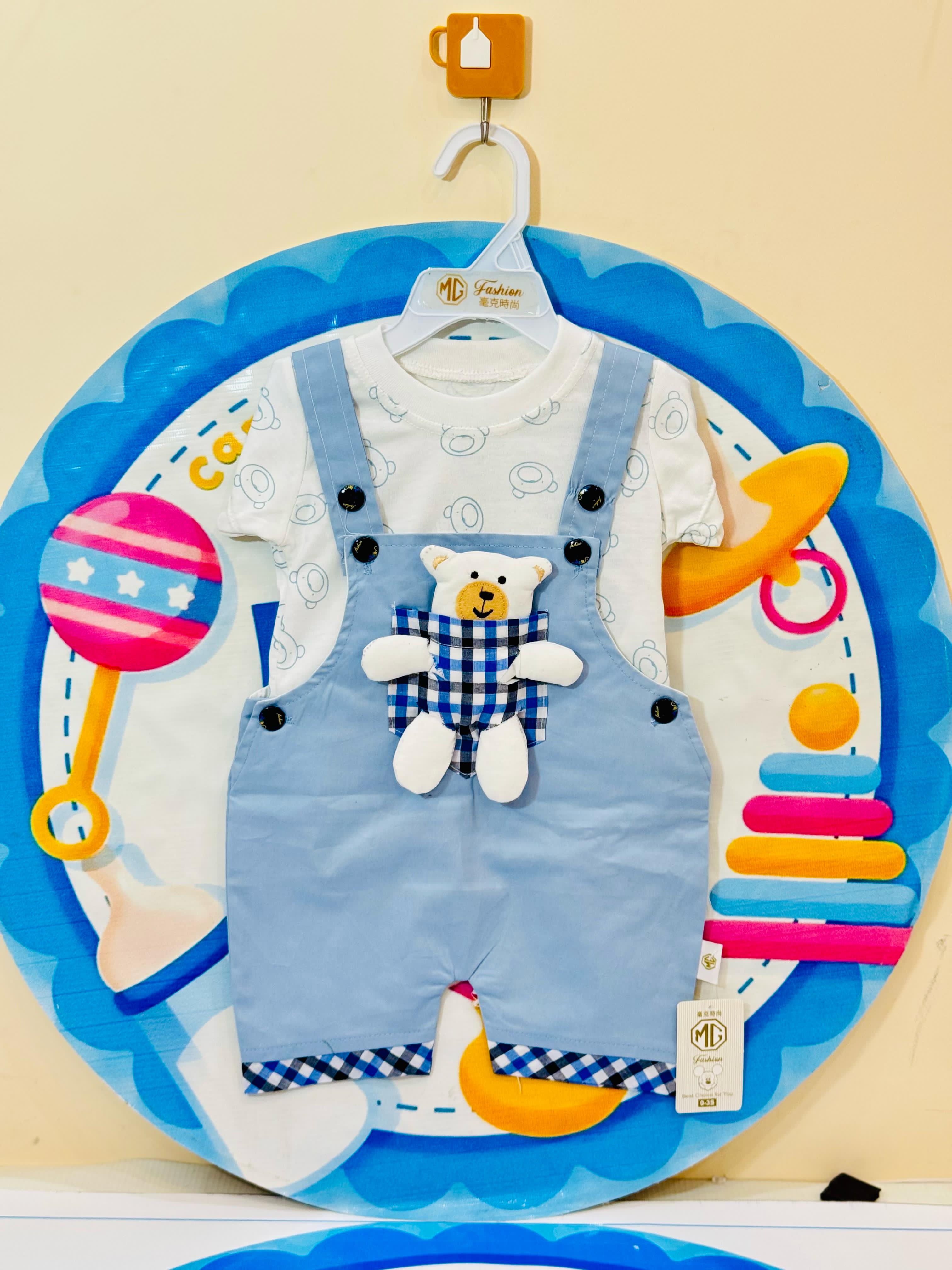 Imported Baby Rompers Collection – Premium Quality
Your baby’s comfort meets adorable sailor-style fashion!

• Sizes: 0-3 & 3-6 6-9 months
• Price: Rs. 1450 only
• Designs: Cute anchor prints with buttoned suspenders
• Fabric: Soft, breathable imported material – ideal for summer

These premium baby rompers are perfect for everyday wear or special outings. The overall style with collared shirt gives a charming look while ensuring maximum comfort for your newborn.

Order now from Pakistan’s favorite baby onl