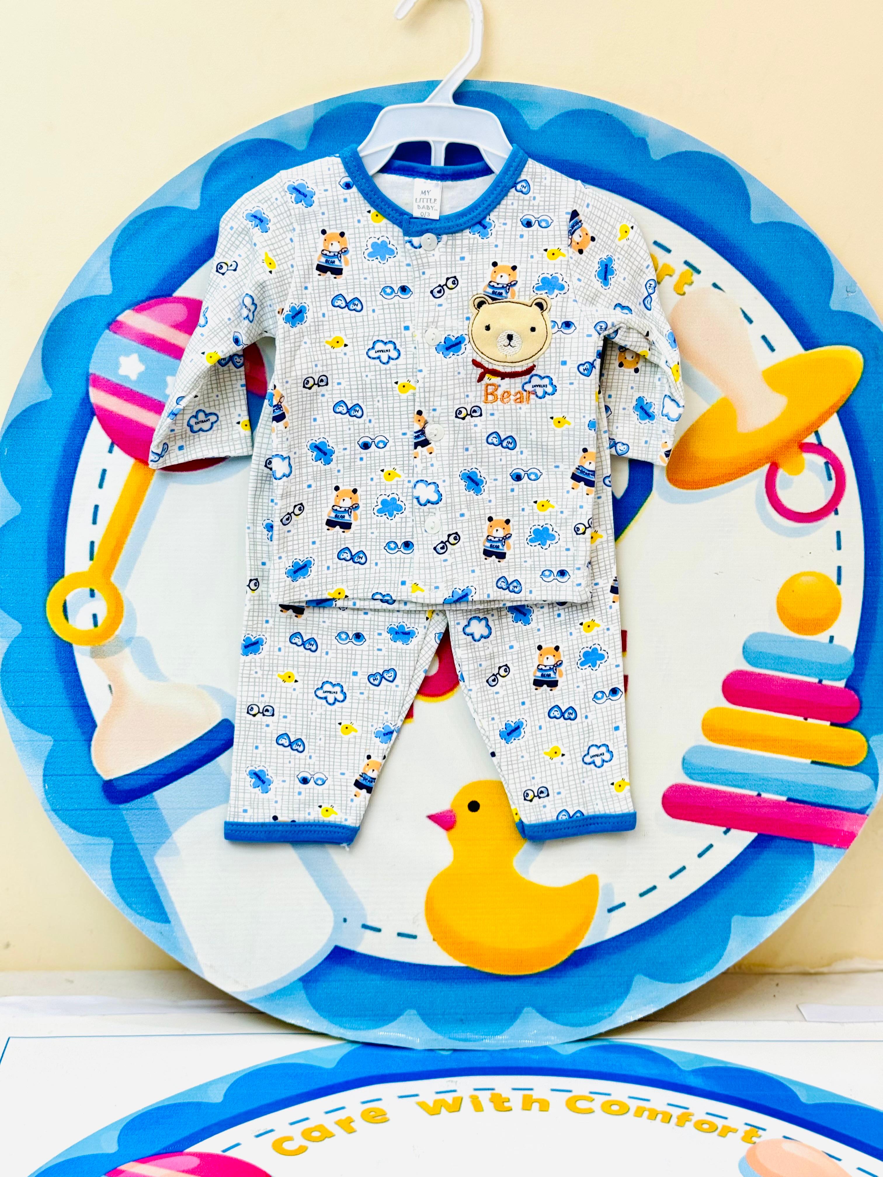  

Juniors® Baby Premium Cotton Pajama Suits – Soft, Safe & Stylish Sleepwear for Your Little One

Give your baby the comfort of trusted Thai quality with the Juniors® premium pajama suits collection – now available in Pakistan! Made from 100% soft cotton, these adorable pajama suits are ideal for newborns and infants, providing cozy nights and breathable comfort during the day.

🍼 Product Highlights:

✅ Original Juniors® Brand – Made in Thailand

✅ 100% Cotton Fabric – Breathable, ultra-soft & skin-friend