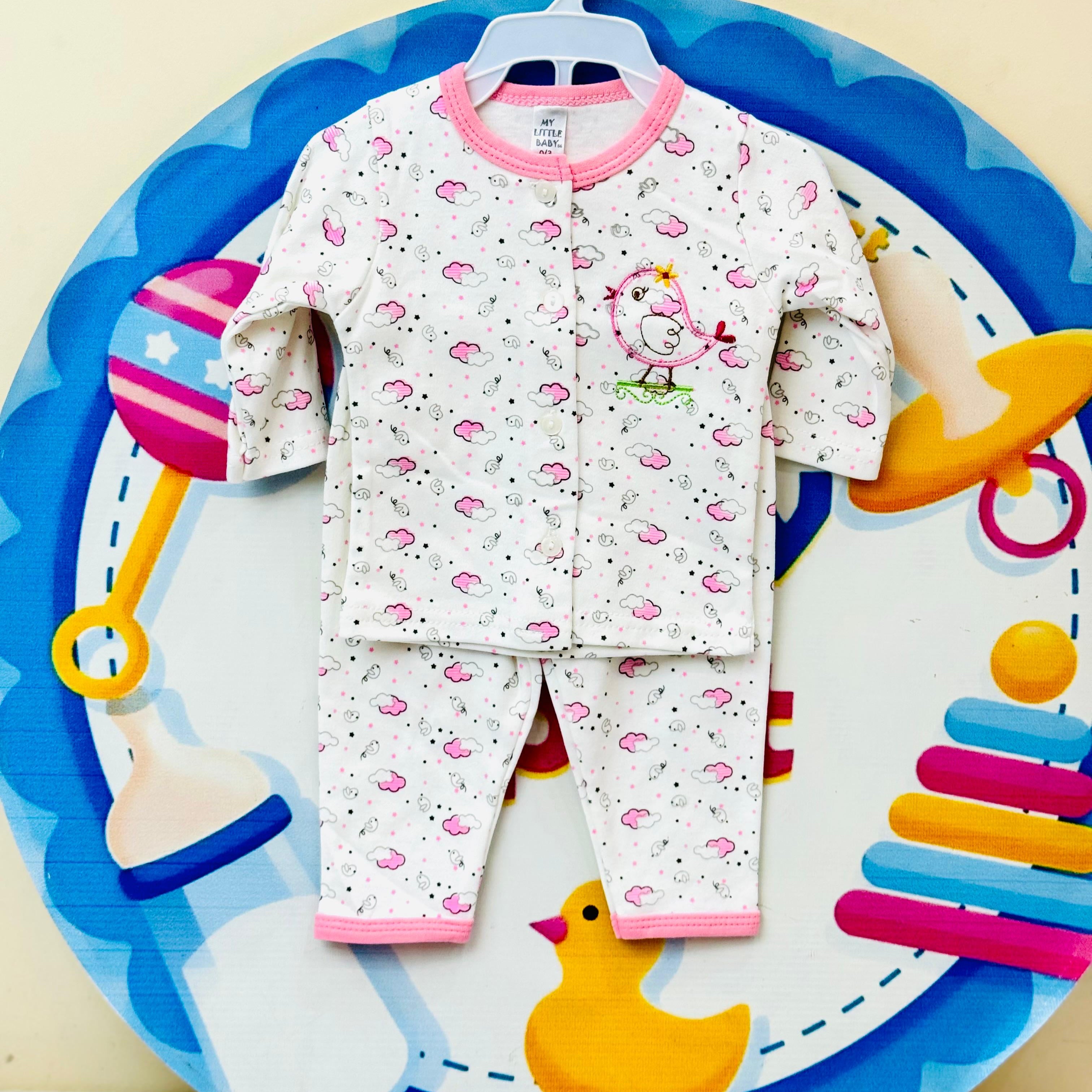  

Juniors® Baby Premium Cotton Pajama Suits – Soft, Safe & Stylish Sleepwear for Your Little One

Give your baby the comfort of trusted Thai quality with the Juniors® premium pajama suits collection – now available in Pakistan! Made from 100% soft cotton, these adorable pajama suits are ideal for newborns and infants, providing cozy nights and breathable comfort during the day.

🍼 Product Highlights:

✅ Original Juniors® Brand – Made in Thailand

✅ 100% Cotton Fabric – Breathable, ultra-soft & skin-friend