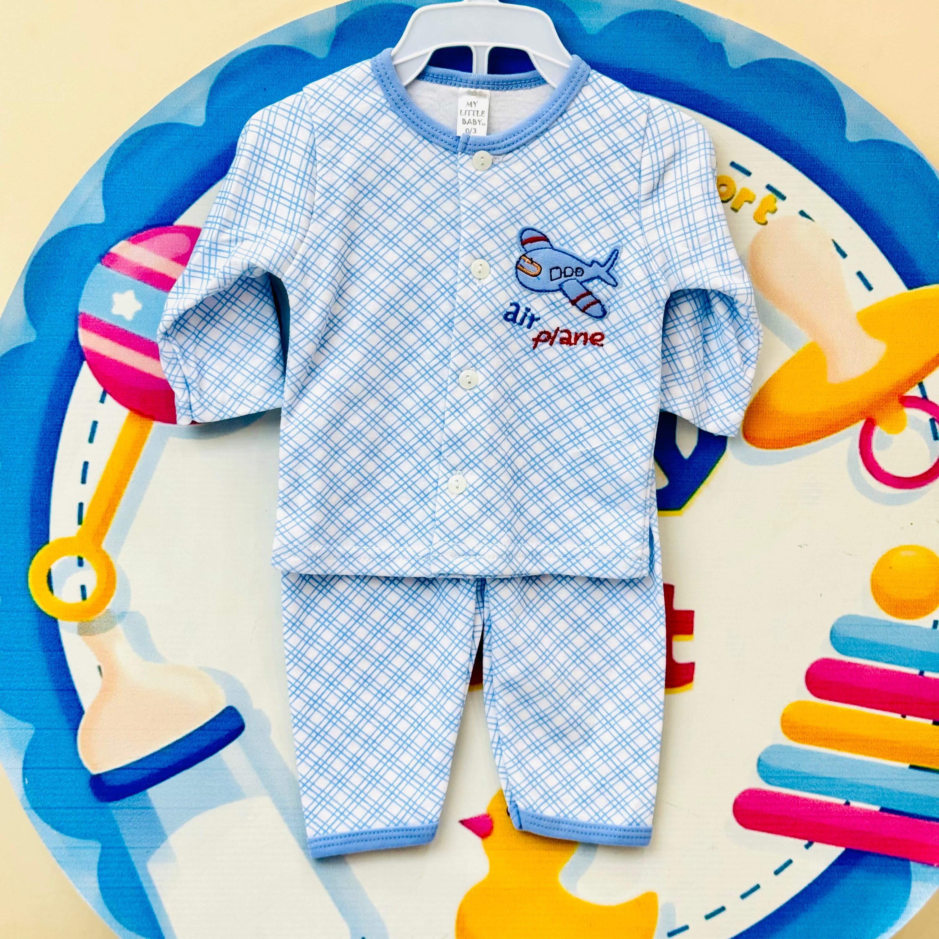  

Juniors® Baby Premium Cotton Pajama Suits – Soft, Safe & Stylish Sleepwear for Your Little One

Give your baby the comfort of trusted Thai quality with the Juniors® premium pajama suits collection – now available in Pakistan! Made from 100% soft cotton, these adorable pajama suits are ideal for newborns and infants, providing cozy nights and breathable comfort during the day.

🍼 Product Highlights:

✅ Original Juniors® Brand – Made in Thailand

✅ 100% Cotton Fabric – Breathable, ultra-soft & skin-friend