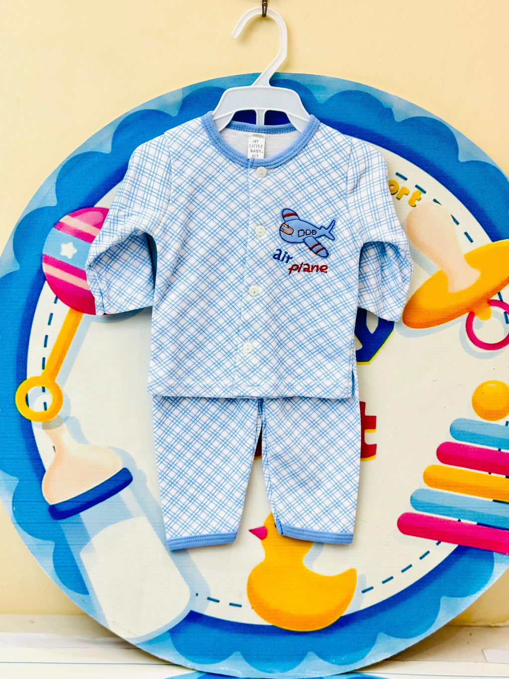  

Juniors® Baby Premium Cotton Pajama Suits – Soft, Safe & Stylish Sleepwear for Your Little One

Give your baby the comfort of trusted Thai quality with the Juniors® premium pajama suits collection – now available in Pakistan! Made from 100% soft cotton, these adorable pajama suits are ideal for newborns and infants, providing cozy nights and breathable comfort during the day.

🍼 Product Highlights:

✅ Original Juniors® Brand – Made in Thailand

✅ 100% Cotton Fabric – Breathable, ultra-soft & skin-friend