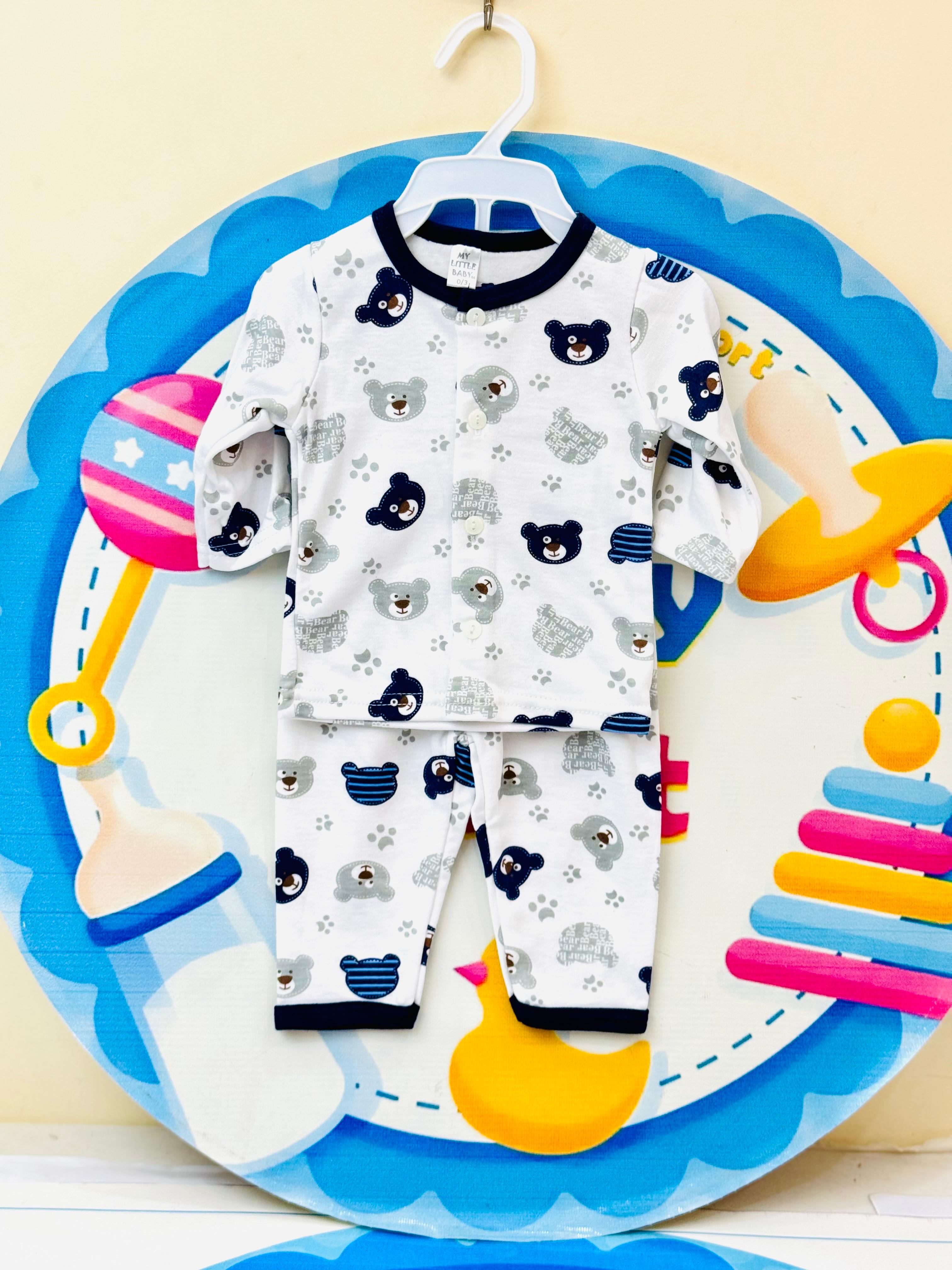  

Juniors® Baby Premium Cotton Pajama Suits – Soft, Safe & Stylish Sleepwear for Your Little One

Give your baby the comfort of trusted Thai quality with the Juniors® premium pajama suits collection – now available in Pakistan! Made from 100% soft cotton, these adorable pajama suits are ideal for newborns and infants, providing cozy nights and breathable comfort during the day.

🍼 Product Highlights:

✅ Original Juniors® Brand – Made in Thailand

✅ 100% Cotton Fabric – Breathable, ultra-soft & skin-friend