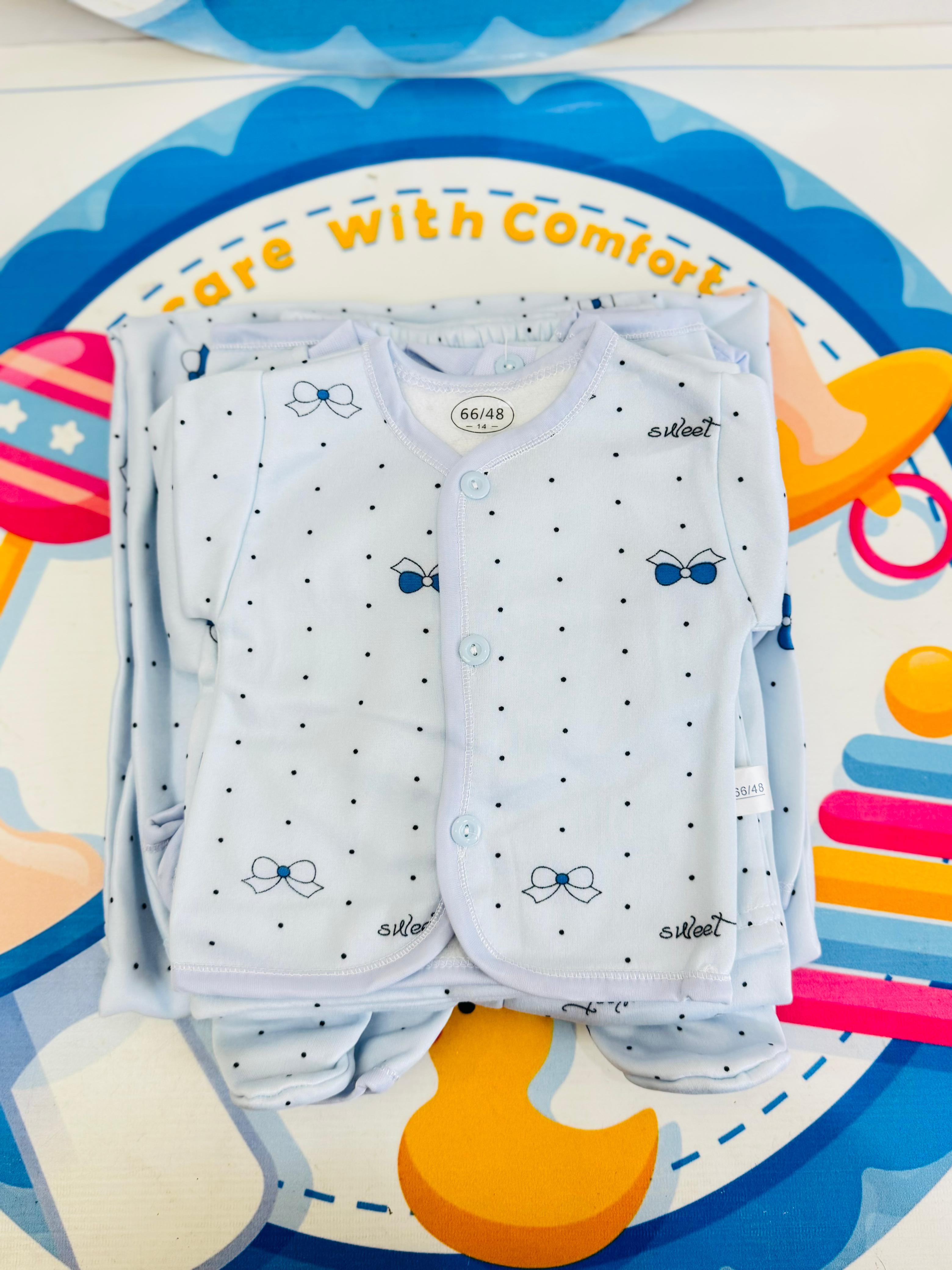 Baby 11 Pcs Winter Stuff Starter Sets Collection 🧸❄️

Get your newborn ready for the chilly season with our premium 11-piece winter starter set! Designed for warmth and comfort, this collection is perfect for your little one's winter wardrobe.

💖 Premium quality winter material – Soft, cozy, and gentle on newborn skin

👶 Complete 11-piece set – Everything you need in one pack

❄️ Includes pajamas, shirts, mittens, caps, and more

🎨 Available in multiple colors and cute designs – Perfect for baby boys an