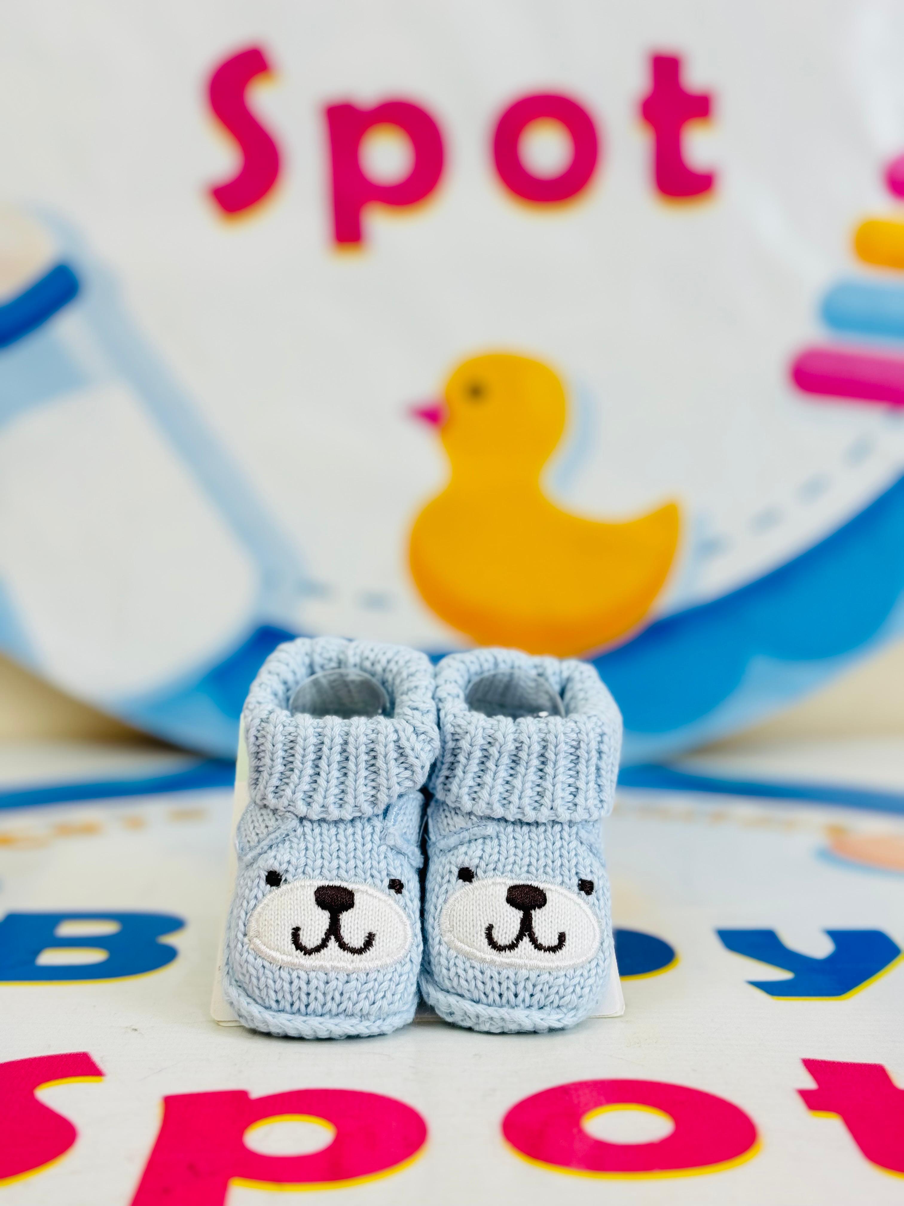 🧸 Imported Baby Woolen Booties Collection 🍼✨

Keep your little one’s tiny feet warm, cozy & stylish this winter! ❄️💖 Made from pure wool, these adorable newborn baby booties are designed with cute teddy bear details – making them the perfect blend of comfort & cuteness. 🐻

⭐ Why Moms Love Them:

👶 Imported Baby Woolen Booties – soft, cozy & skin-friendly

🧸 Adorable Teddy Bear Design – perfect for newborn baby outfits

❄️ Winter Essential – keeps your baby’s feet warm & protected

📏 Size: 0–9 Months 